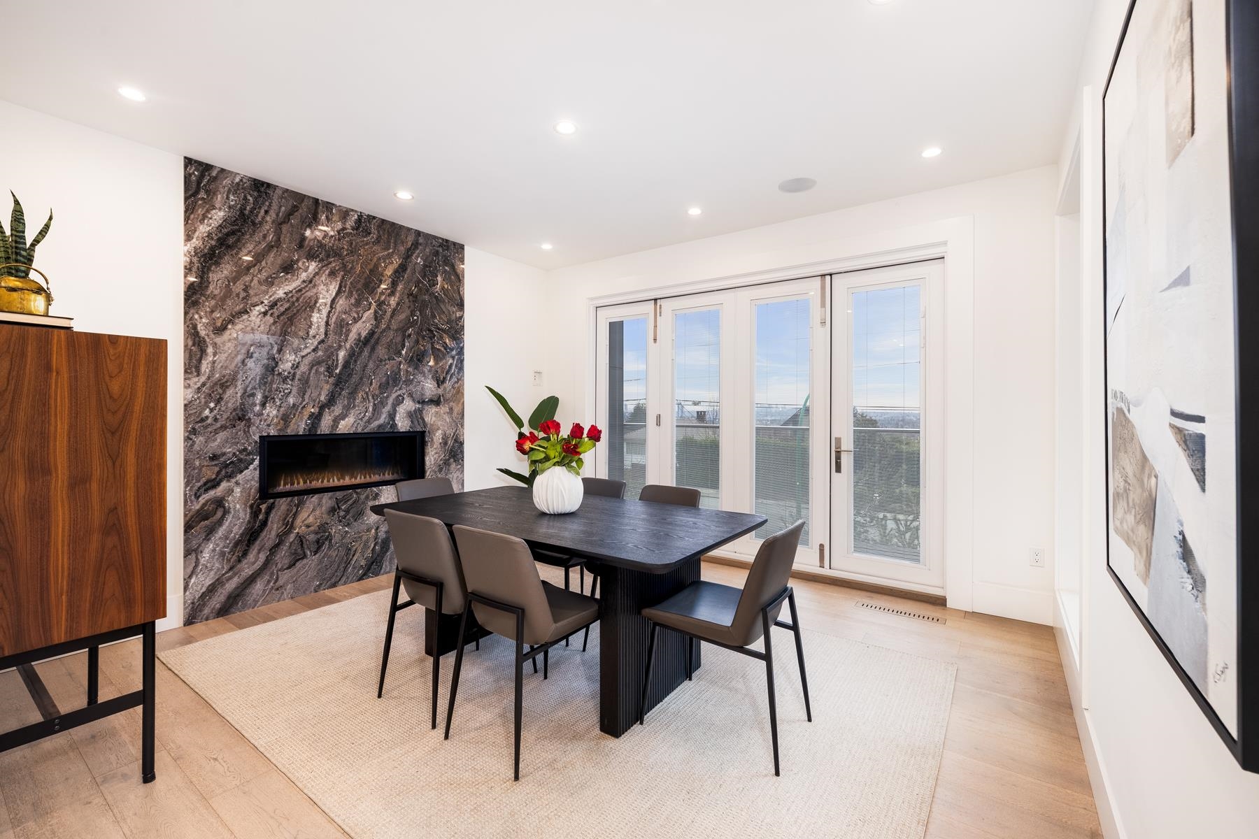 Listing image of 712 E KEITH ROAD