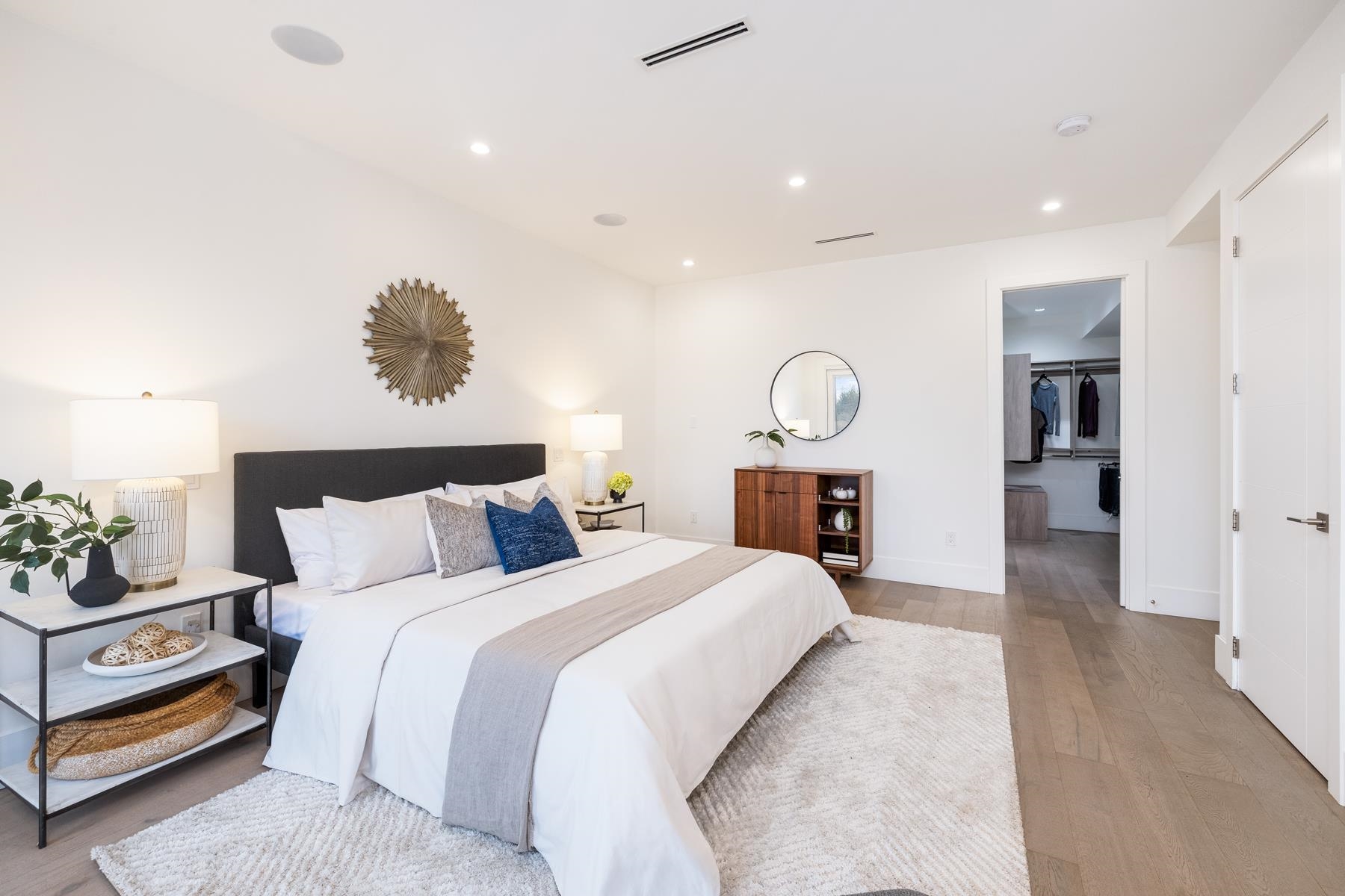 Listing image of 712 E KEITH ROAD