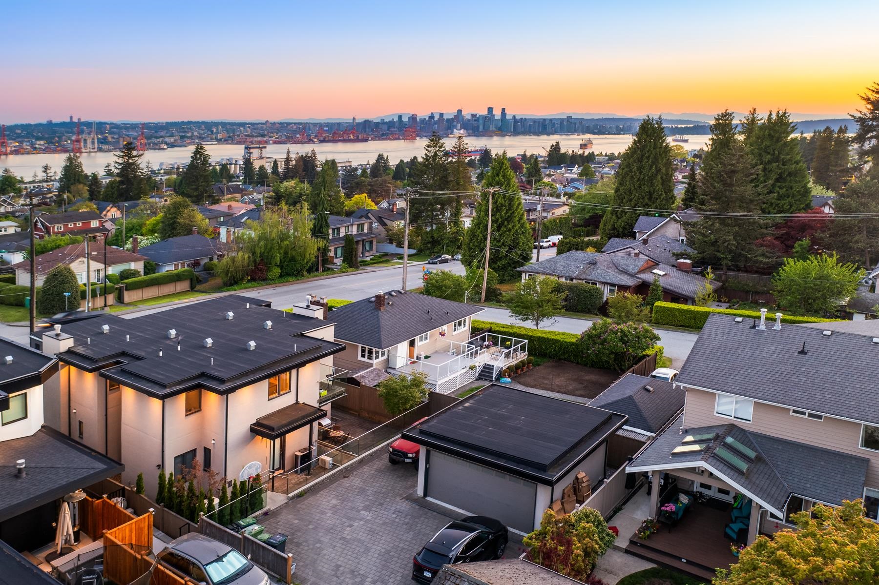 Listing image of 712 E KEITH ROAD