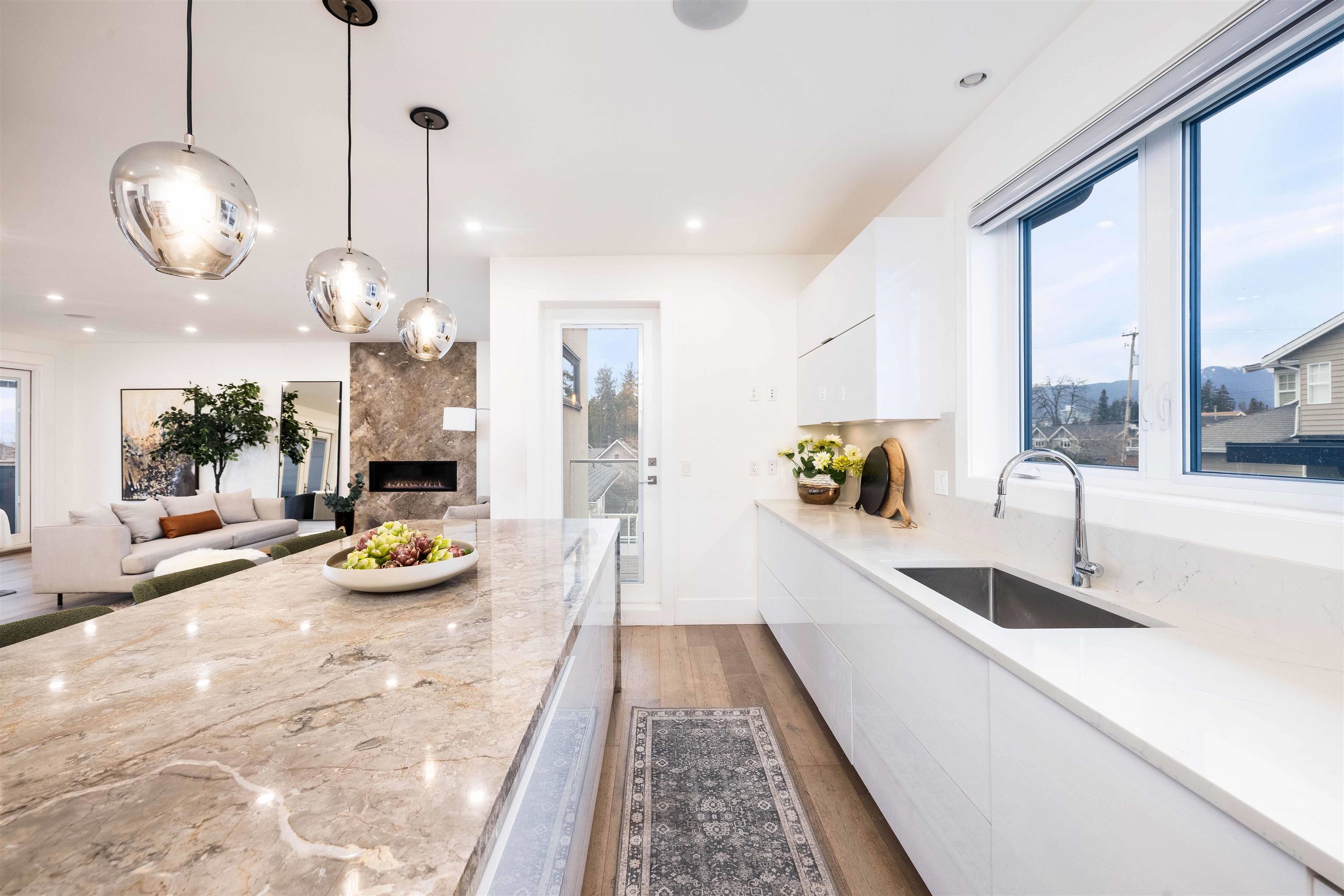 Listing image of 712 E KEITH ROAD