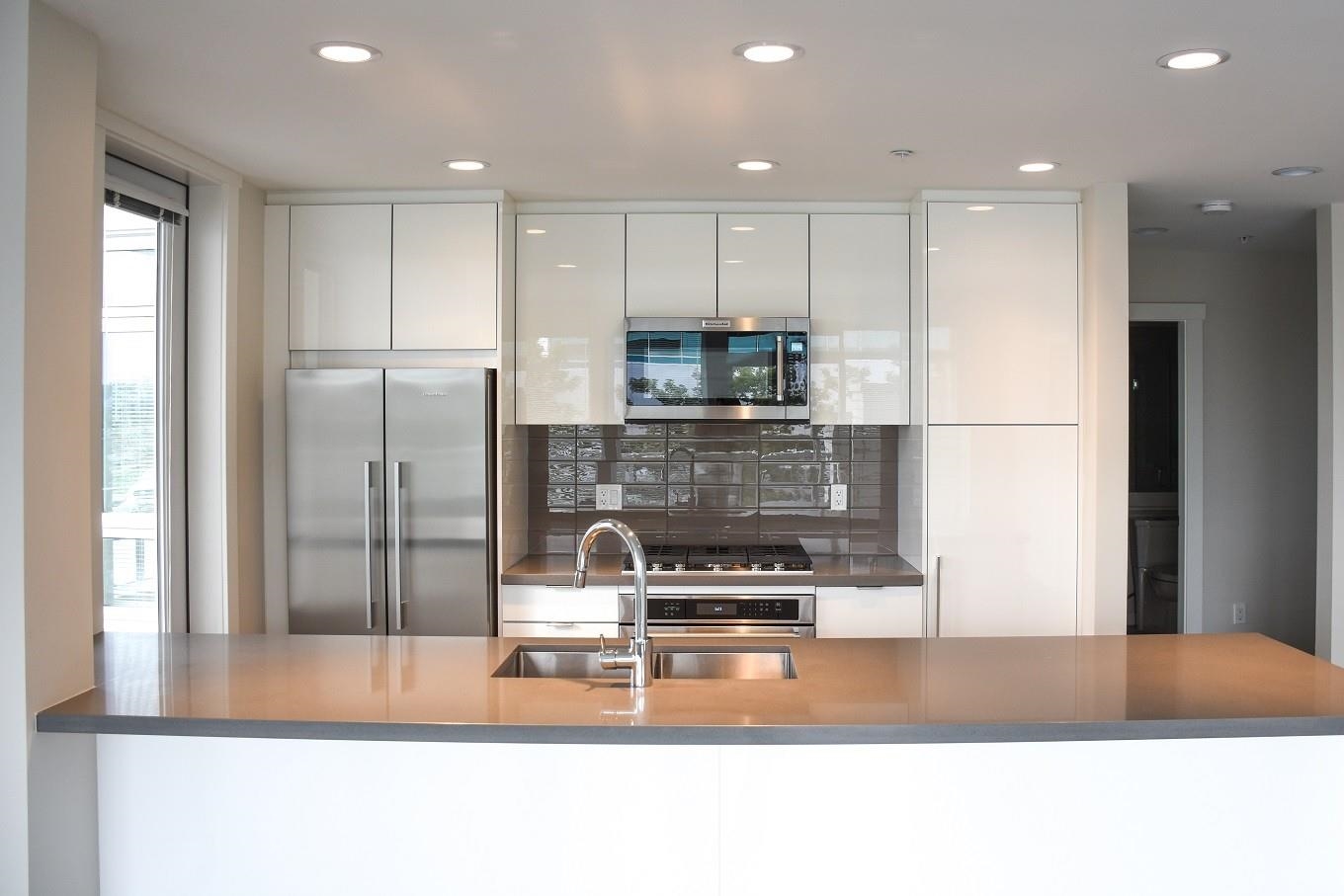 Listing image of 107 277 W 1ST STREET