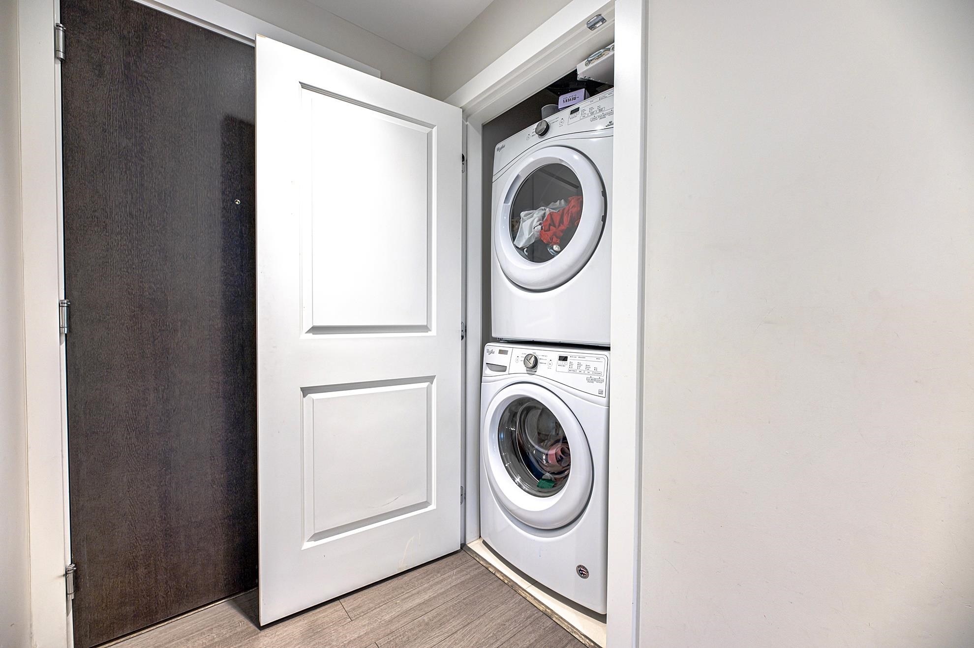 Listing image of 107 277 W 1ST STREET