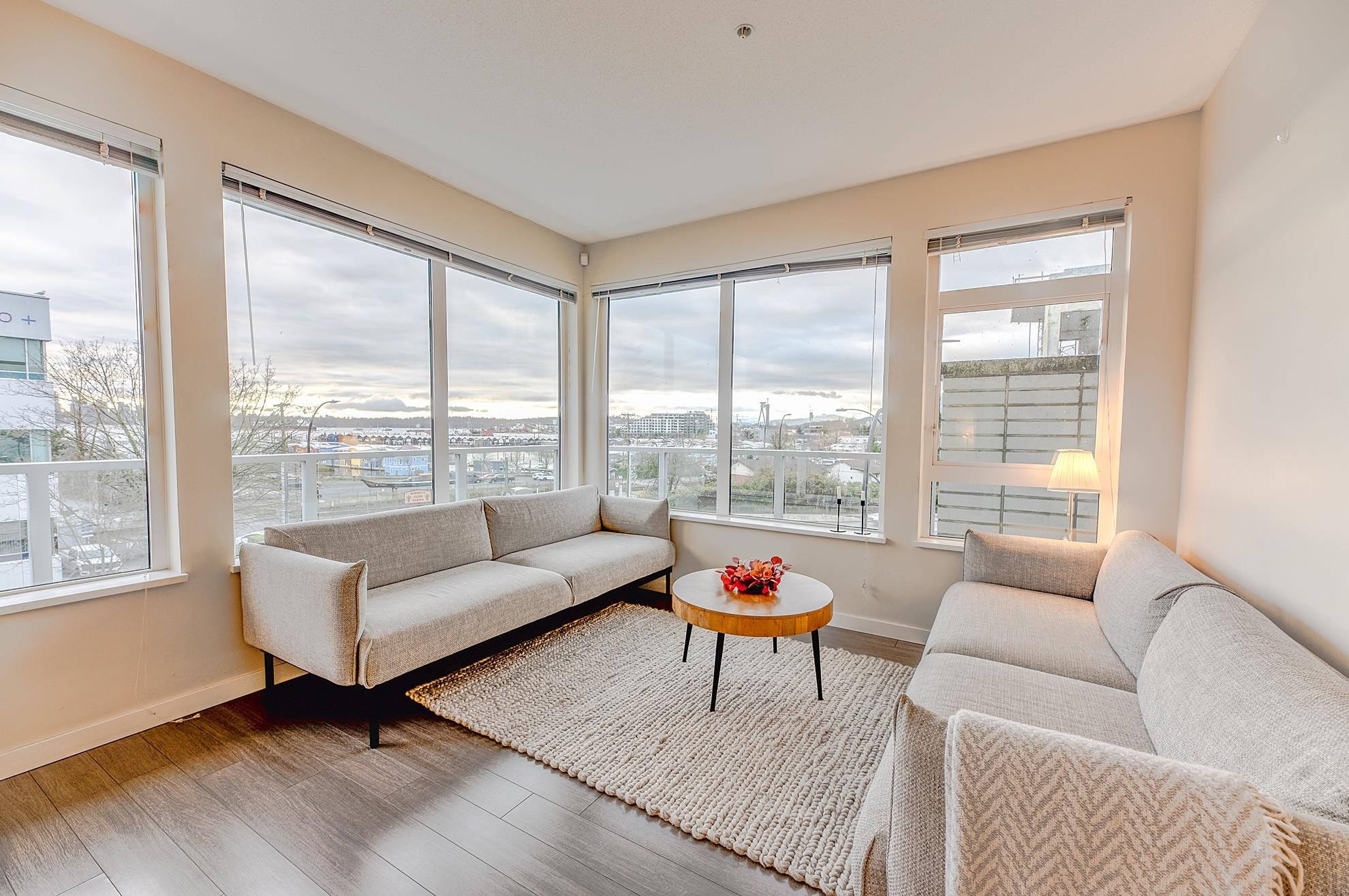Listing image of 107 277 W 1ST STREET