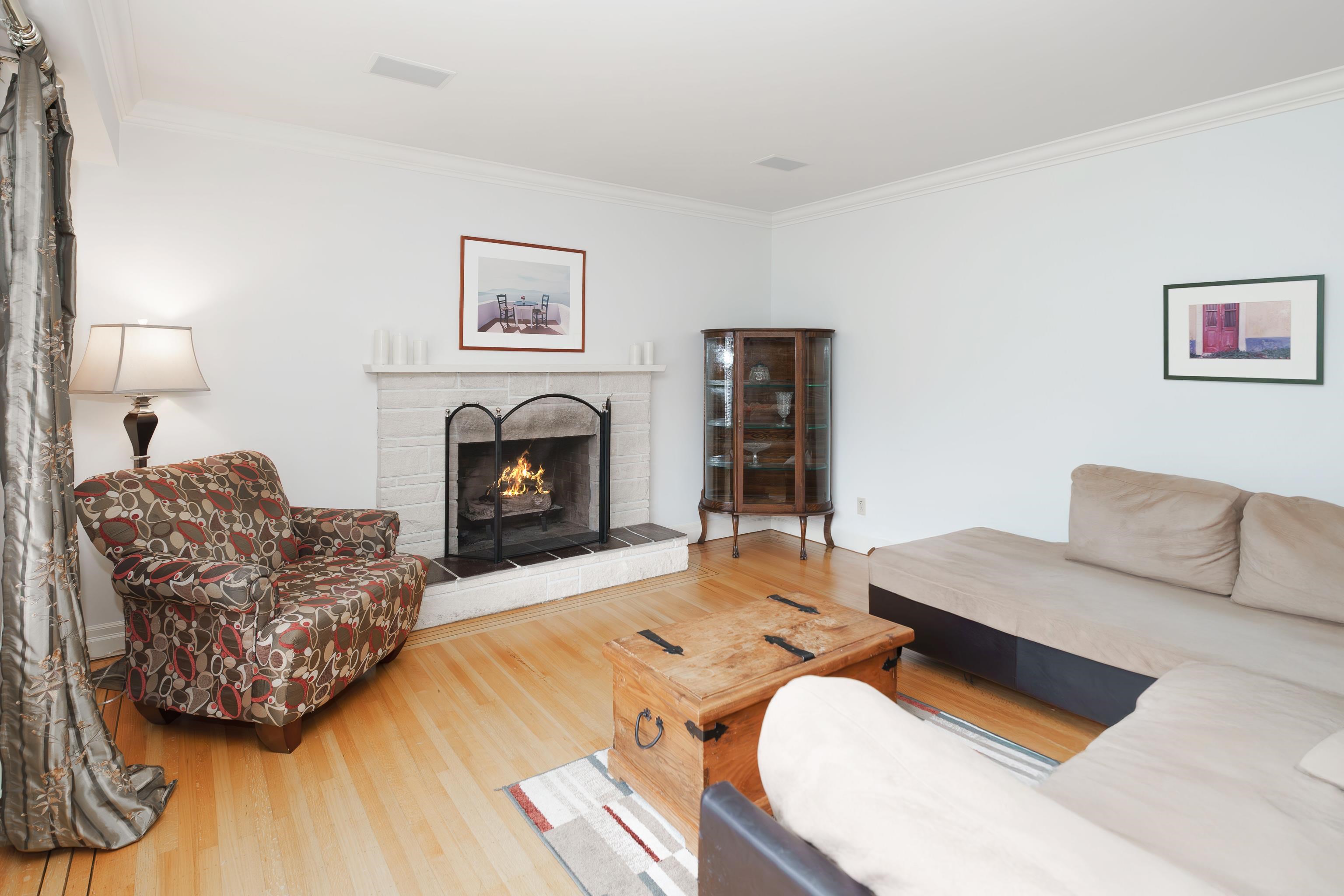 Listing image of 1170 KENDAL PLACE