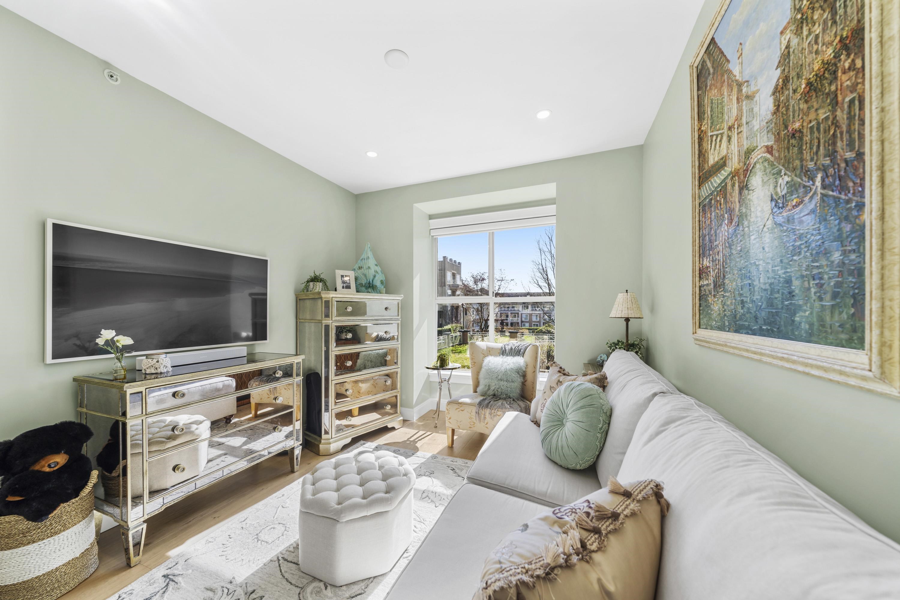 Listing image of 112 3600 WINDCREST DRIVE