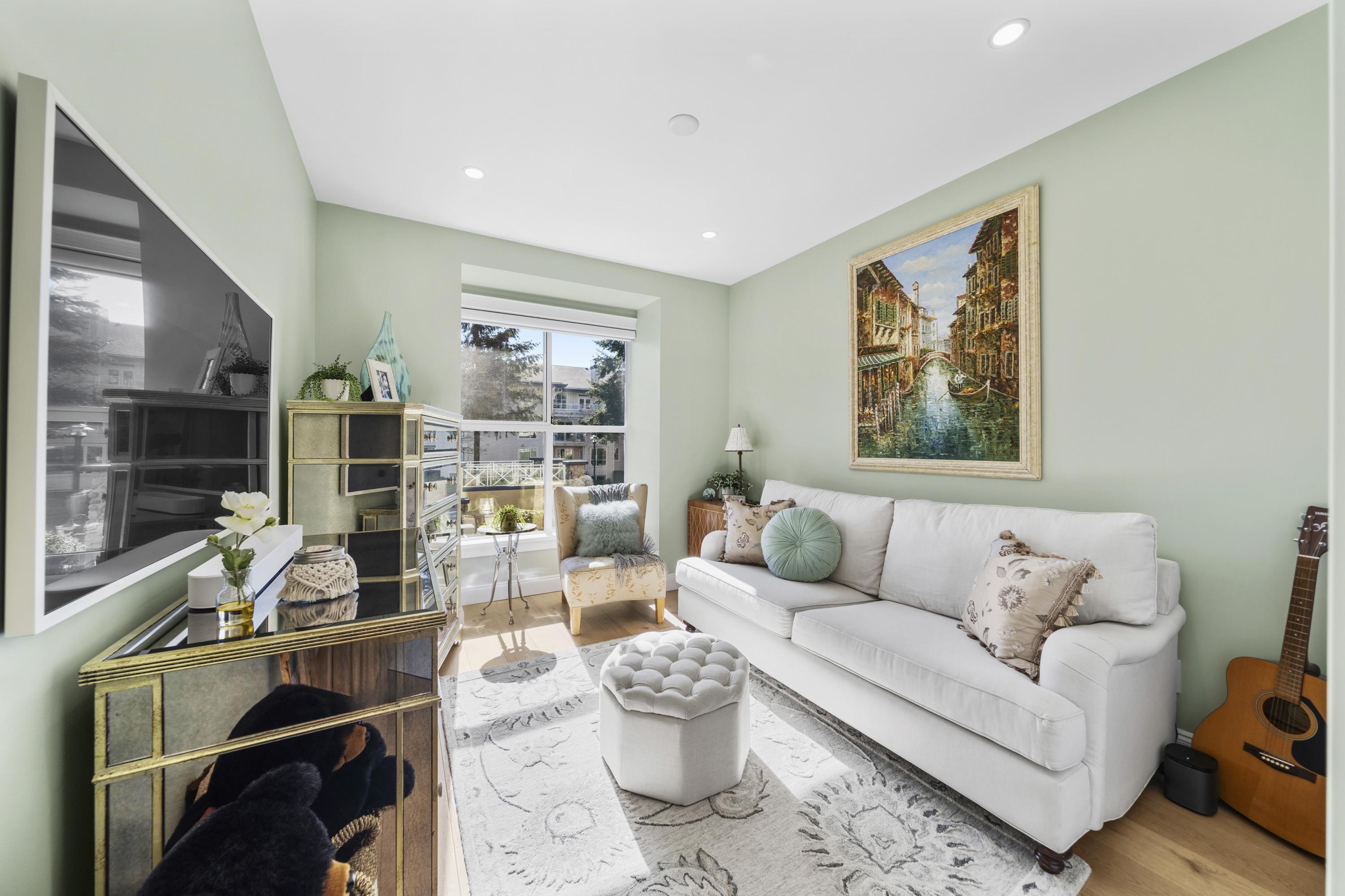 Listing image of 112 3600 WINDCREST DRIVE