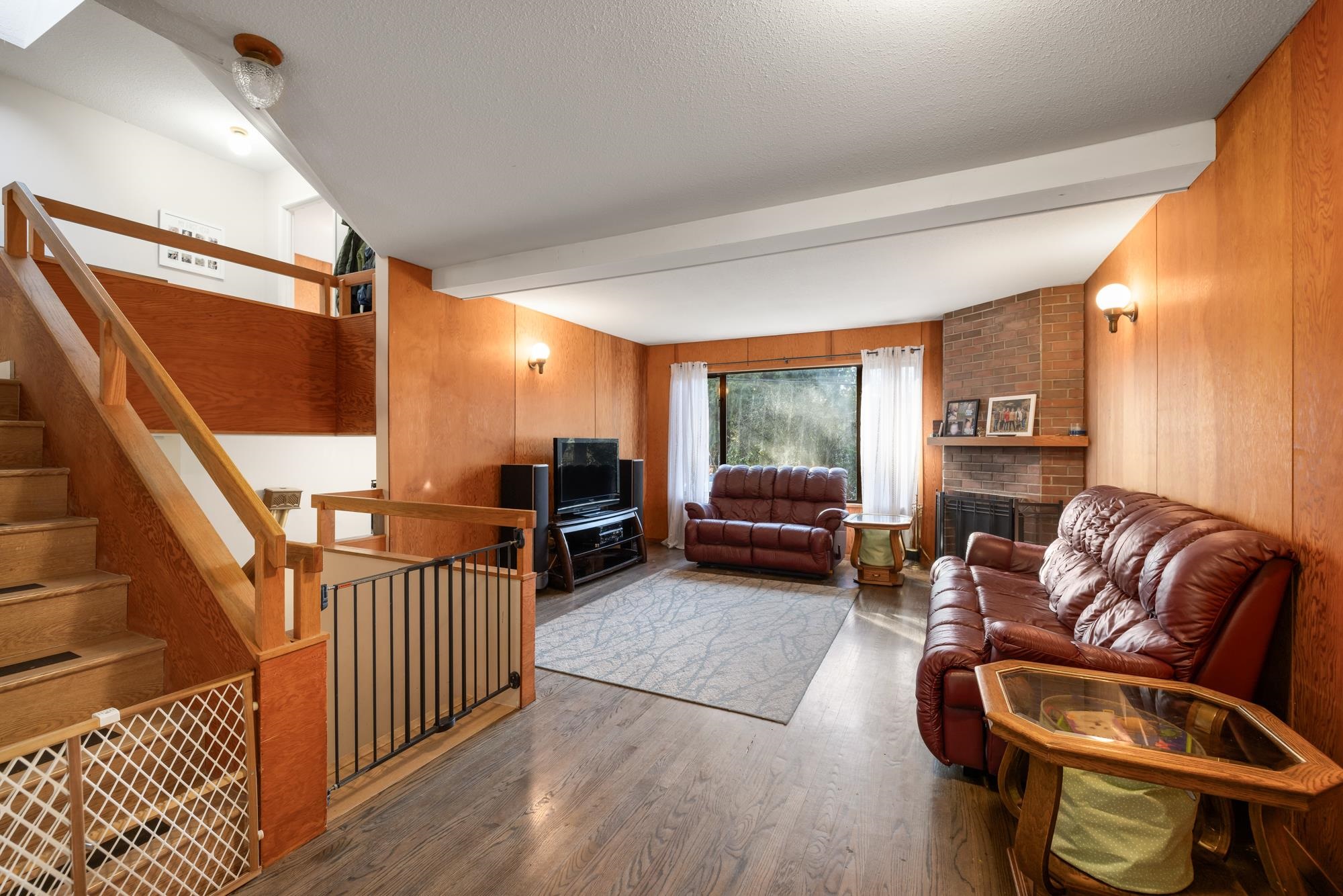 Listing image of 1090 HANDSWORTH ROAD
