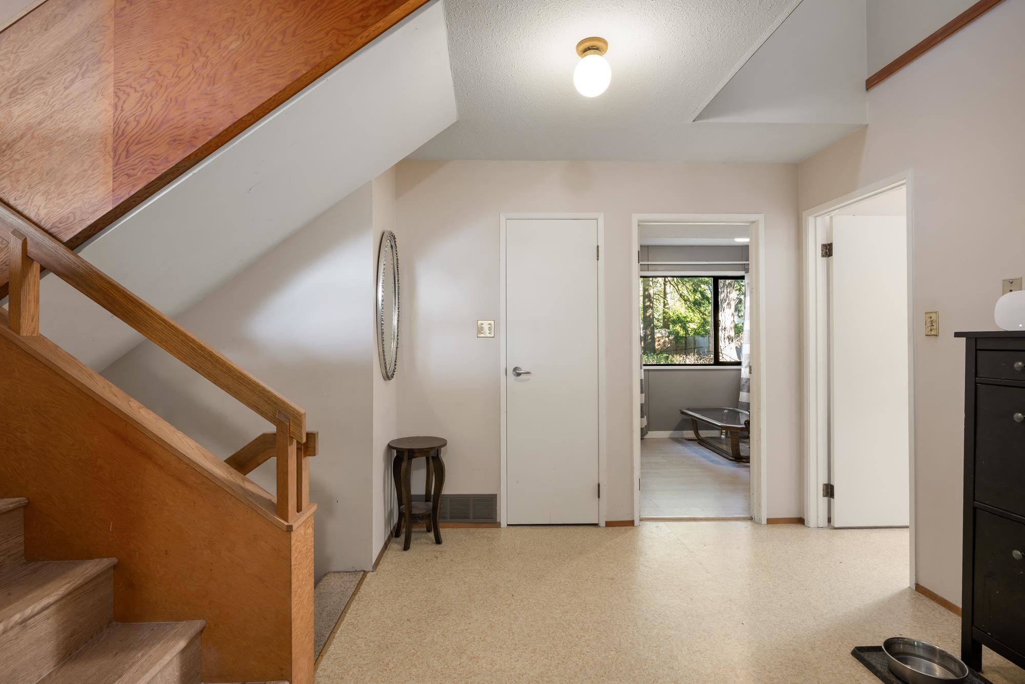 Listing image of 1090 HANDSWORTH ROAD