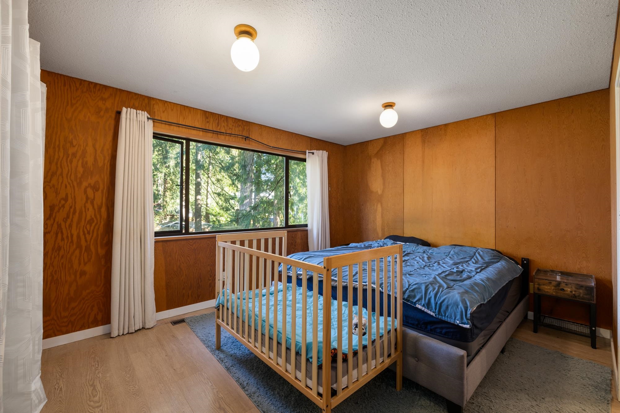 Listing image of 1090 HANDSWORTH ROAD