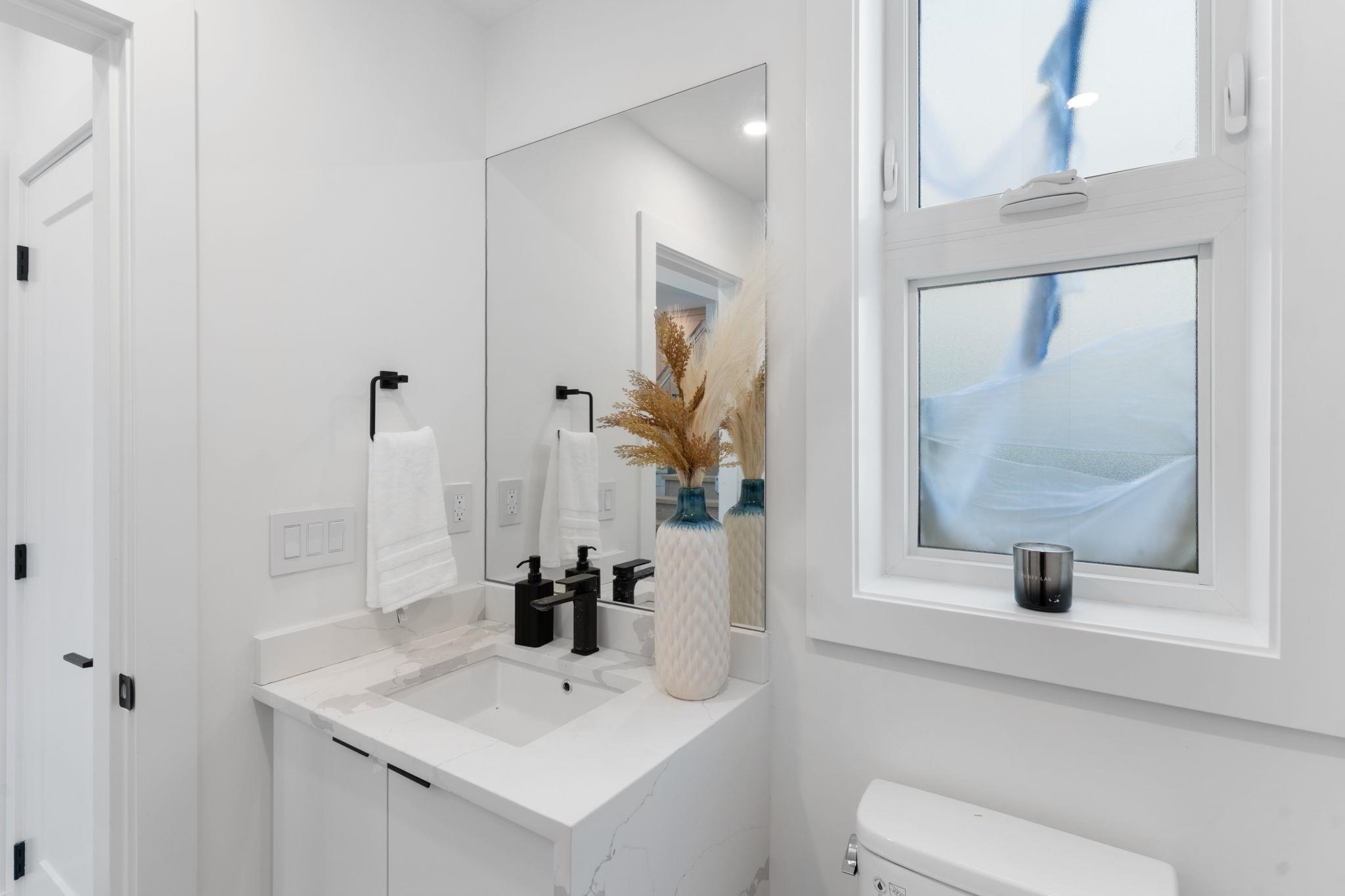 Listing image of 342 E KEITH ROAD