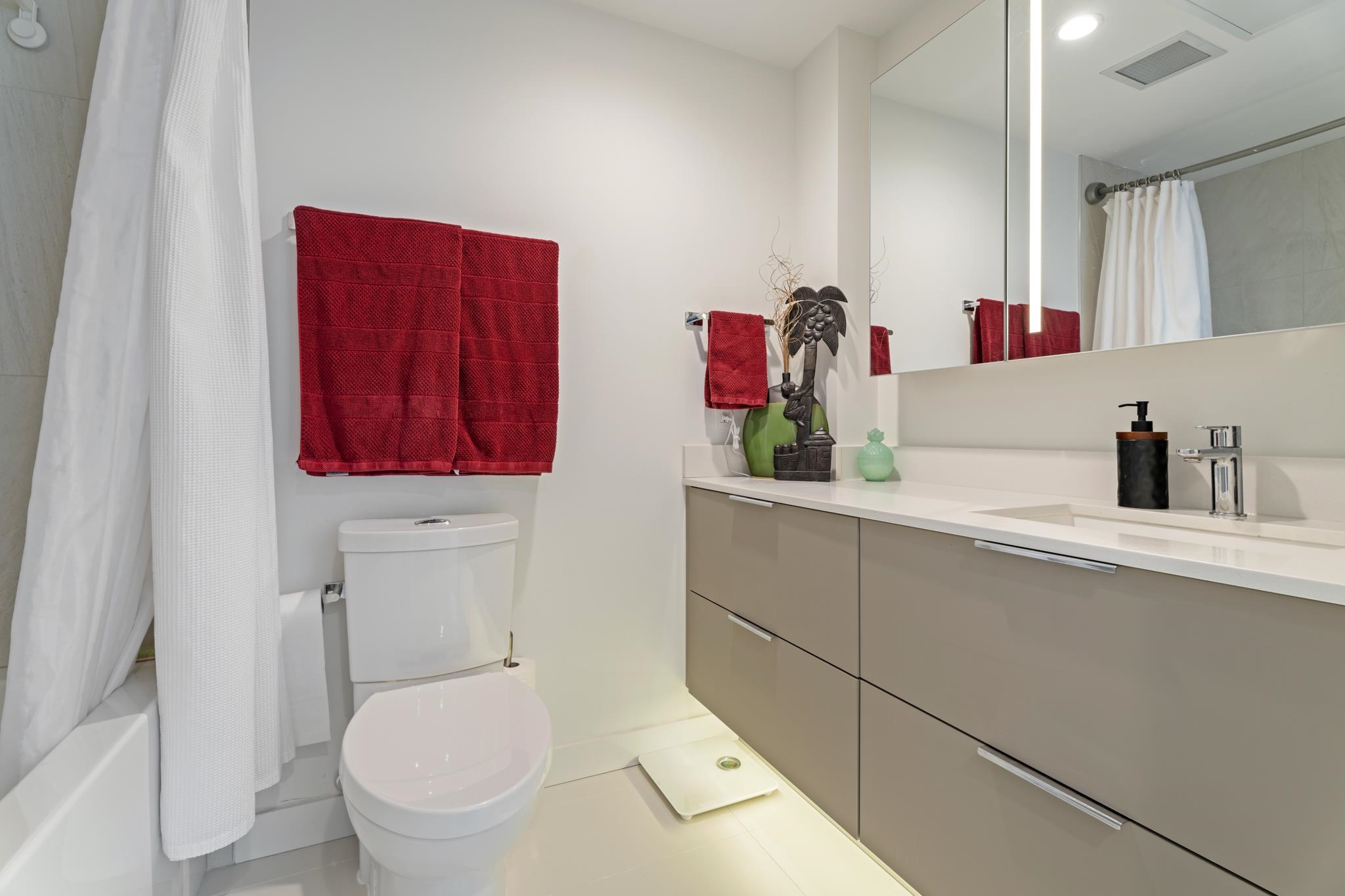 Listing image of 1004 1401 HUNTER STREET