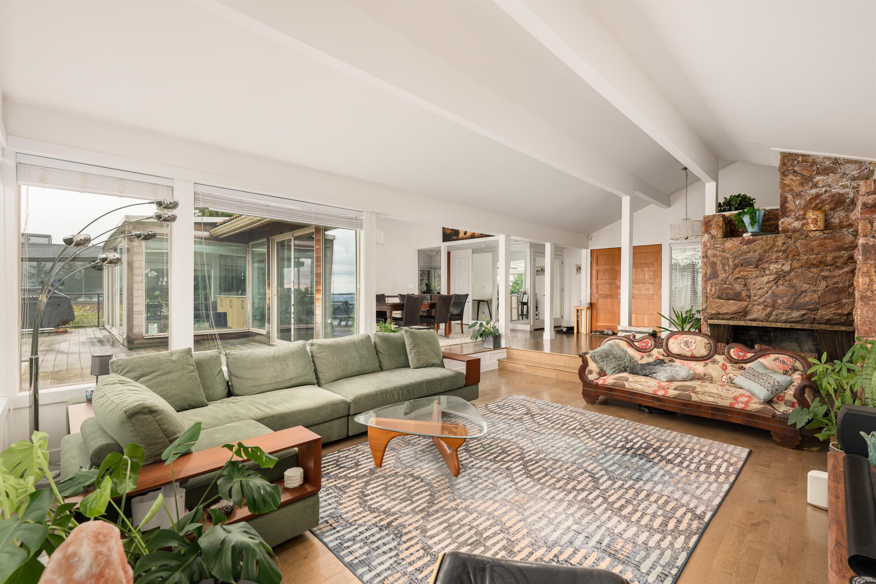 Listing image of 1448 SANDHURST PLACE