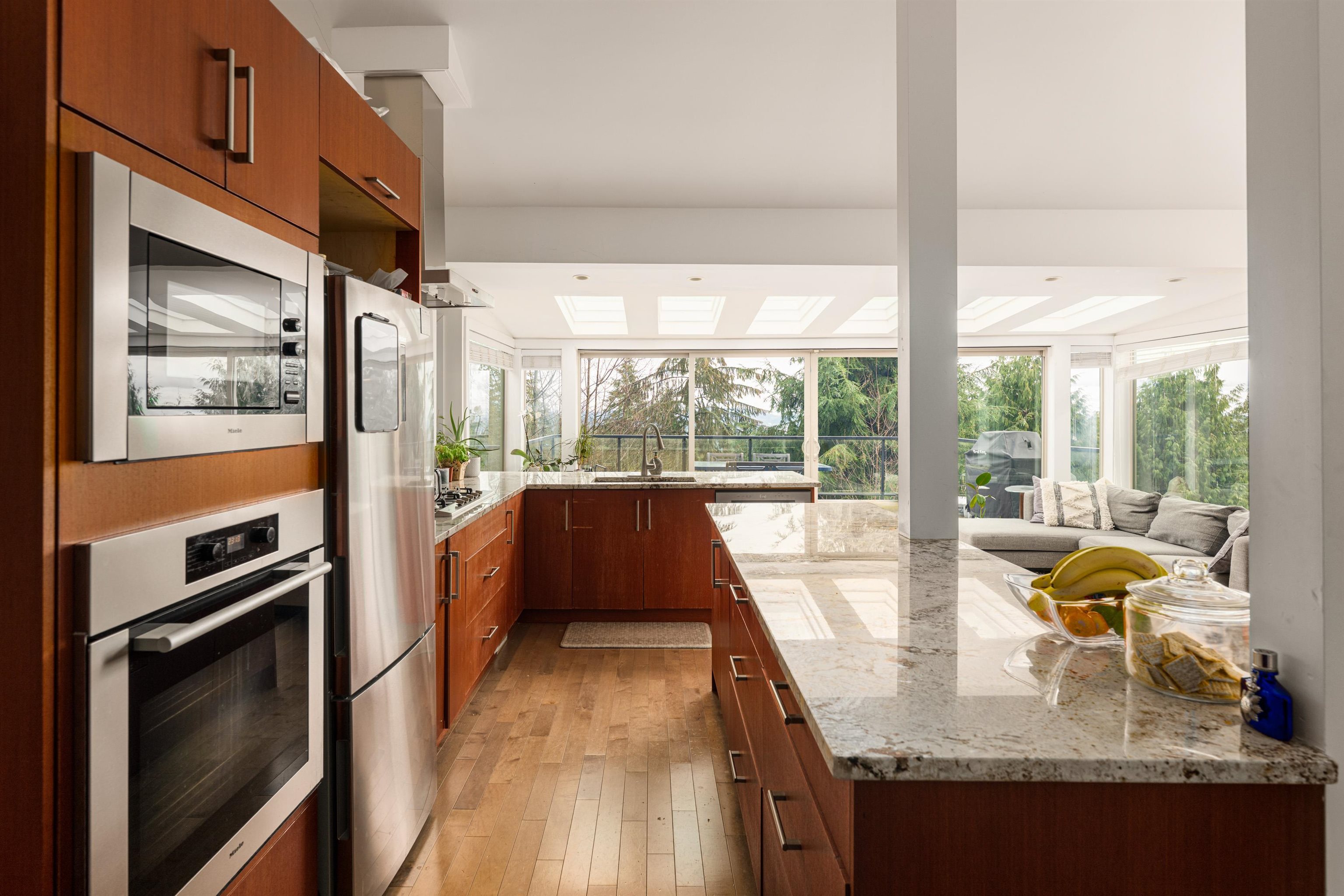 Listing image of 1448 SANDHURST PLACE