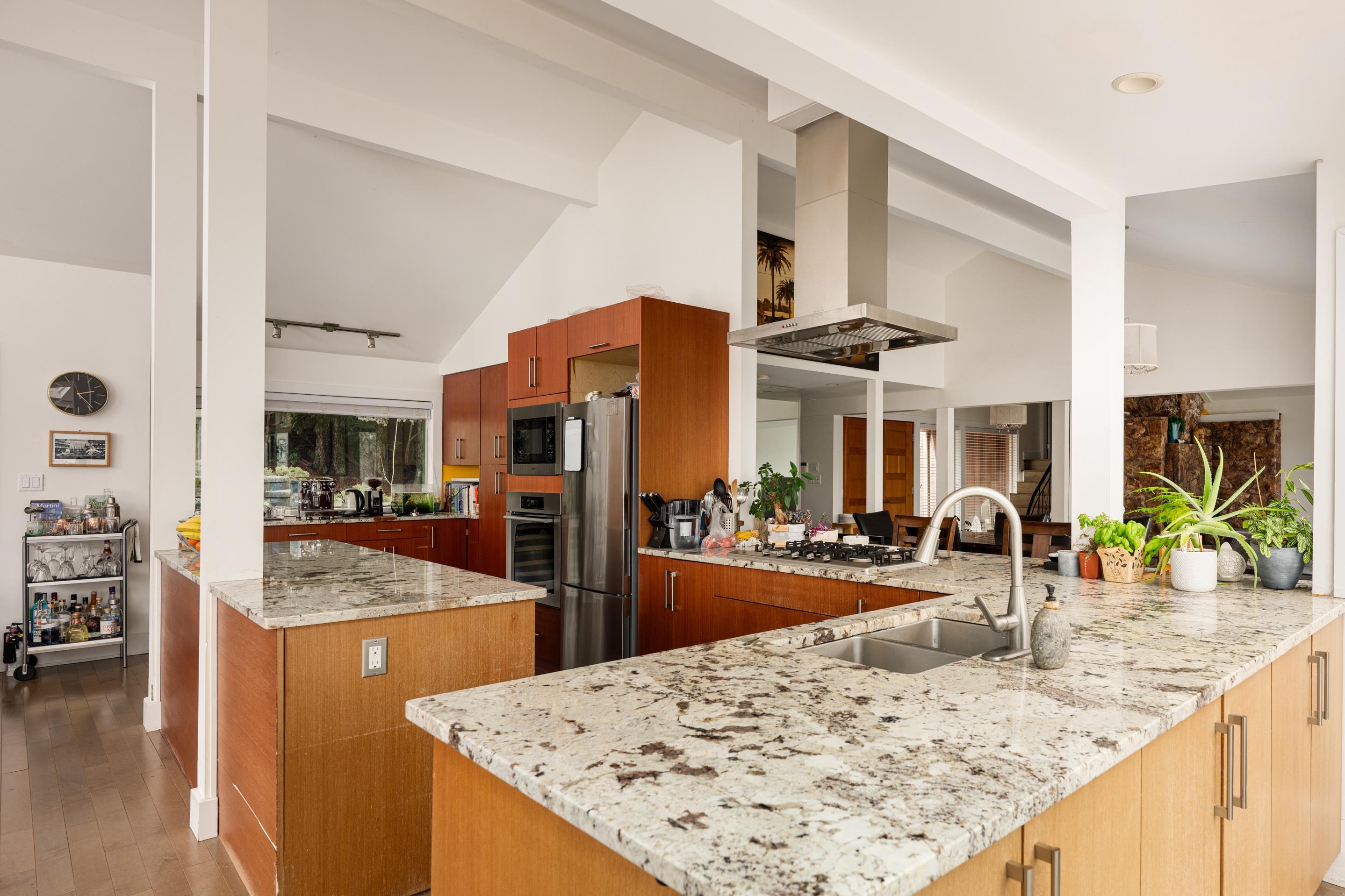 Listing image of 1448 SANDHURST PLACE