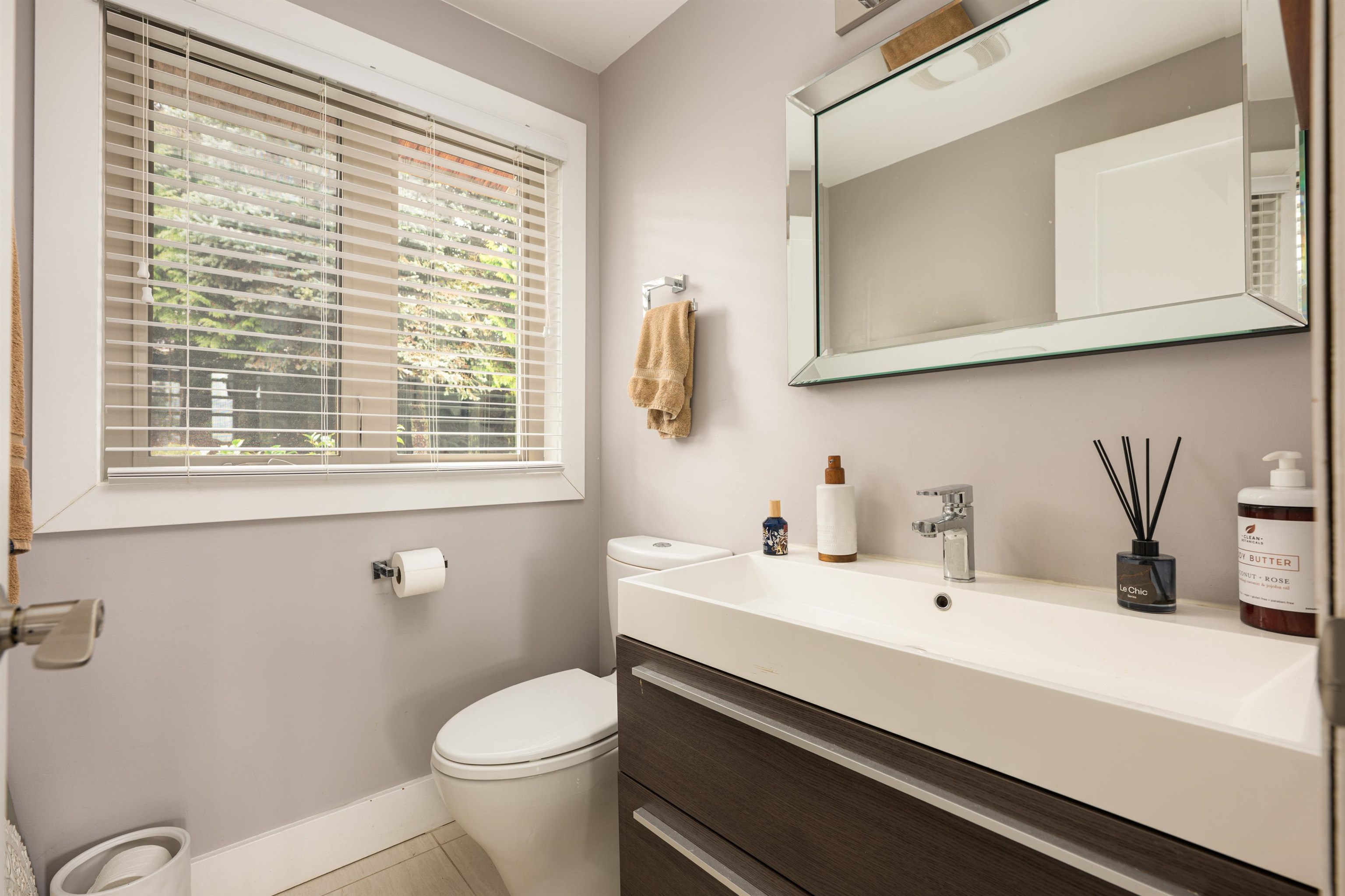 Listing image of 1448 SANDHURST PLACE