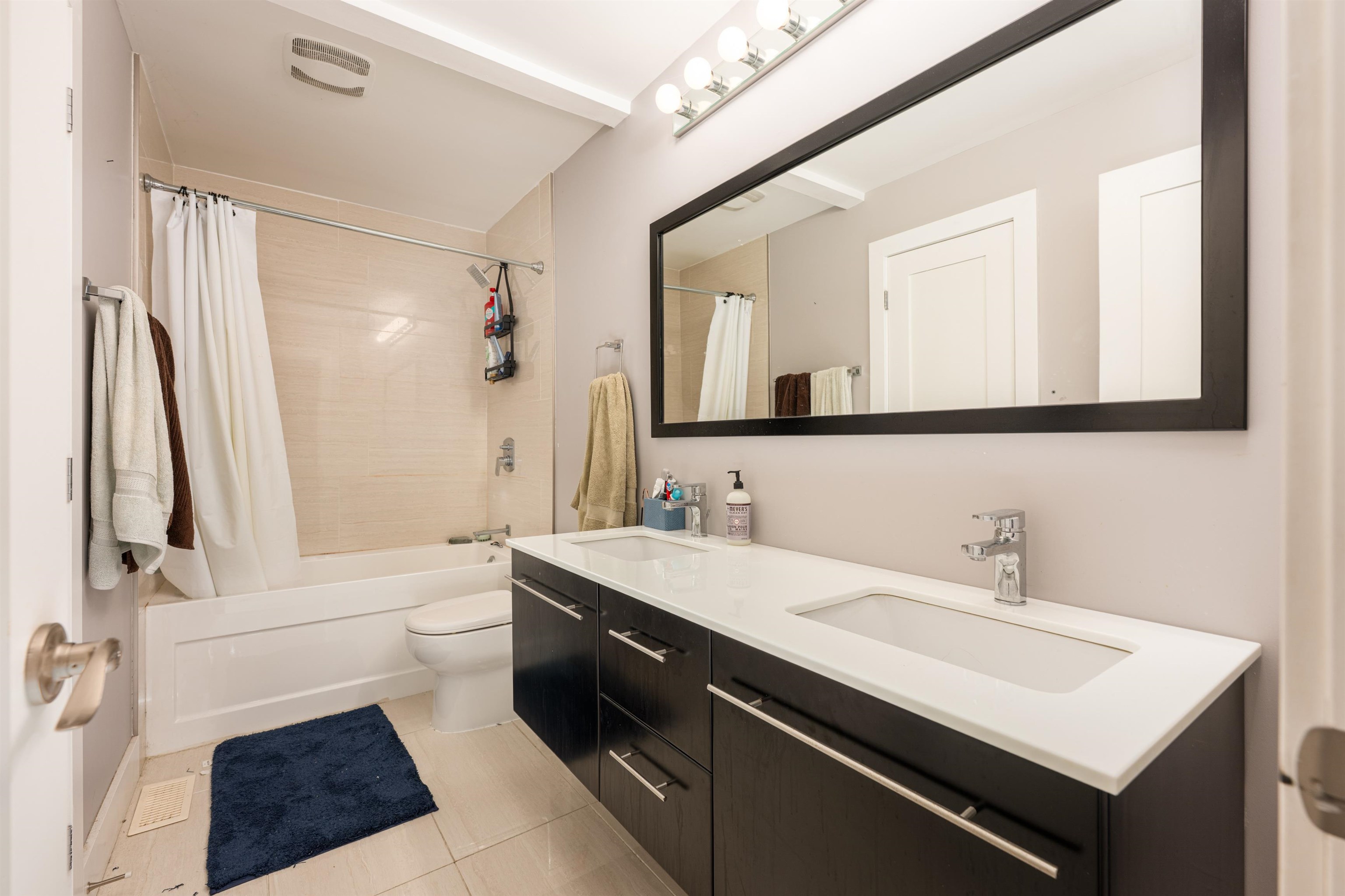 Listing image of 1448 SANDHURST PLACE