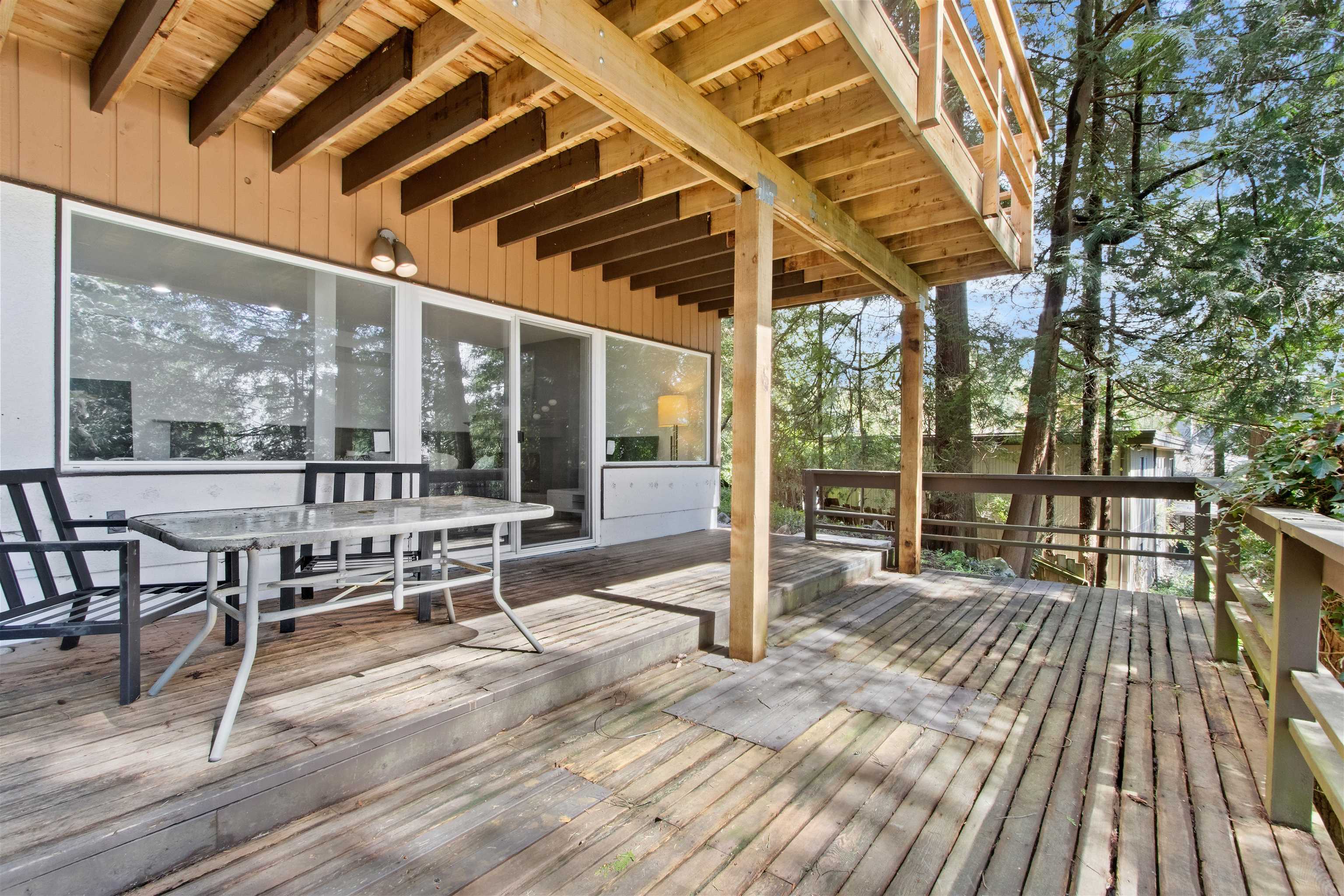 Listing image of 615 E KINGS ROAD