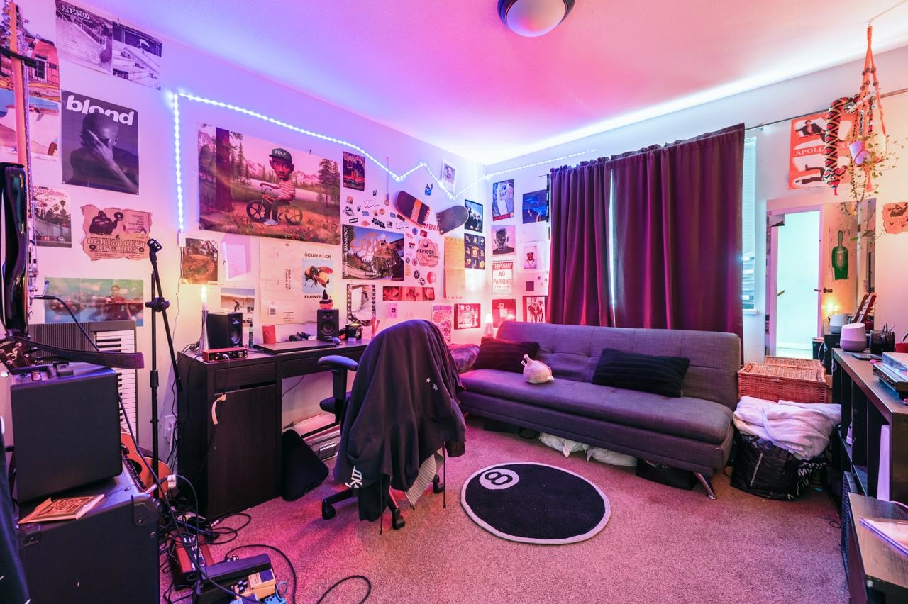 Listing image of 3003 SUNNYHURST ROAD