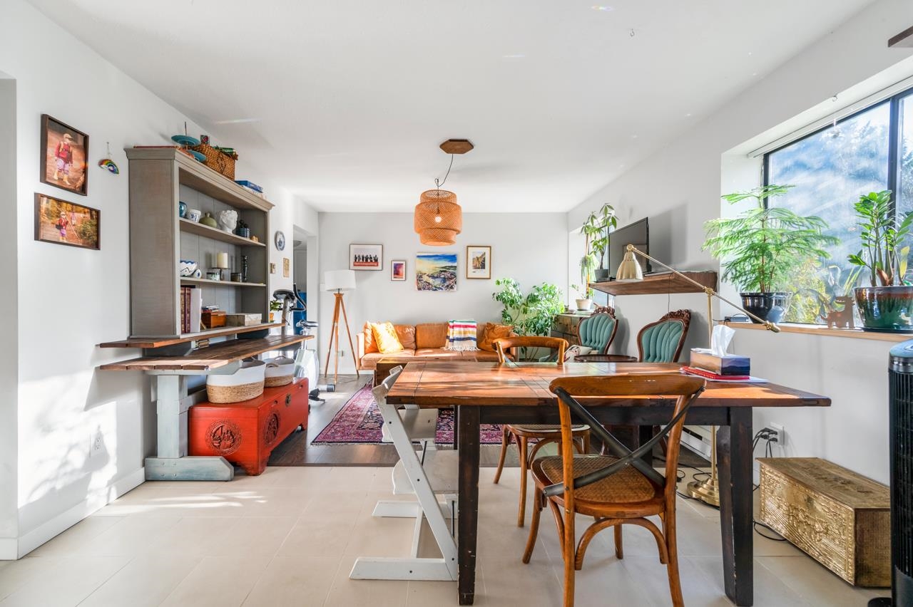 Listing image of 3003 SUNNYHURST ROAD