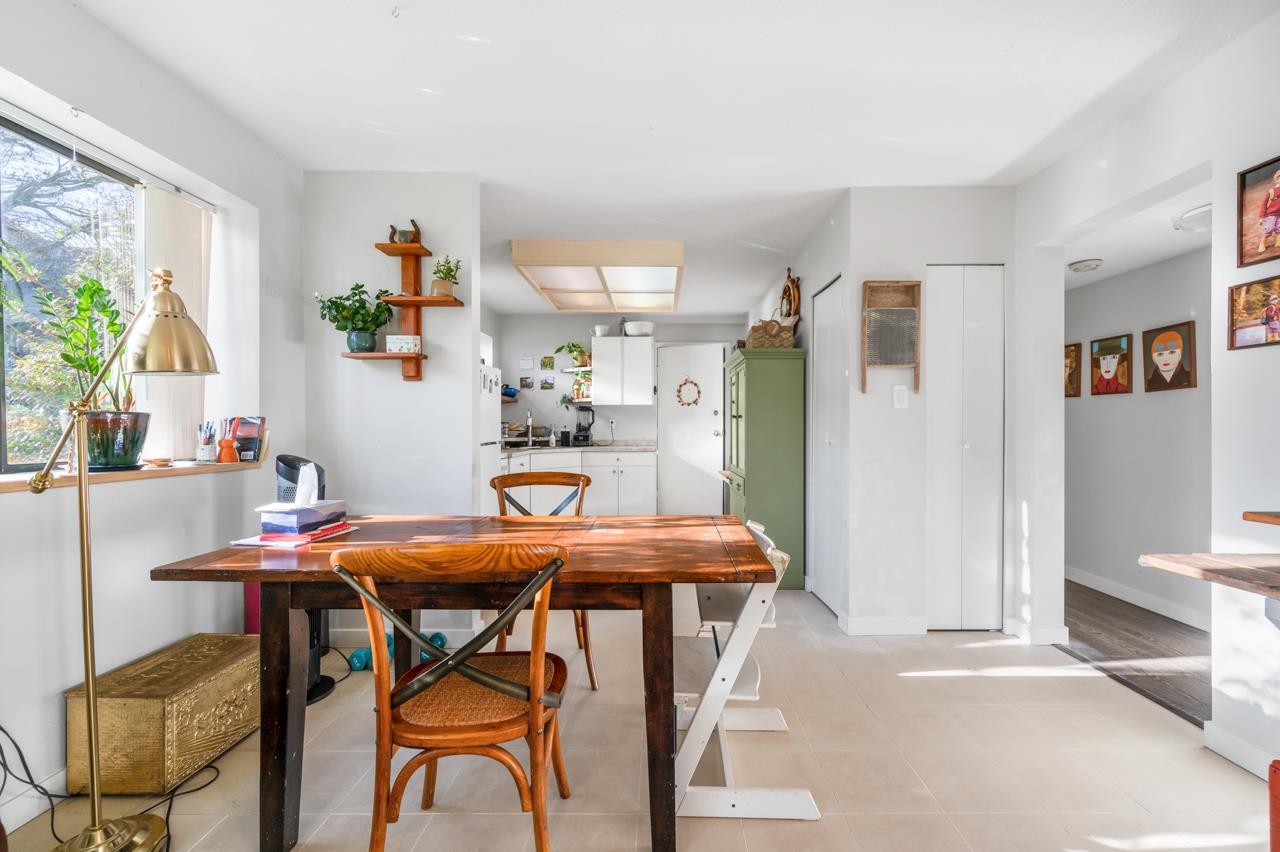 Listing image of 3003 SUNNYHURST ROAD