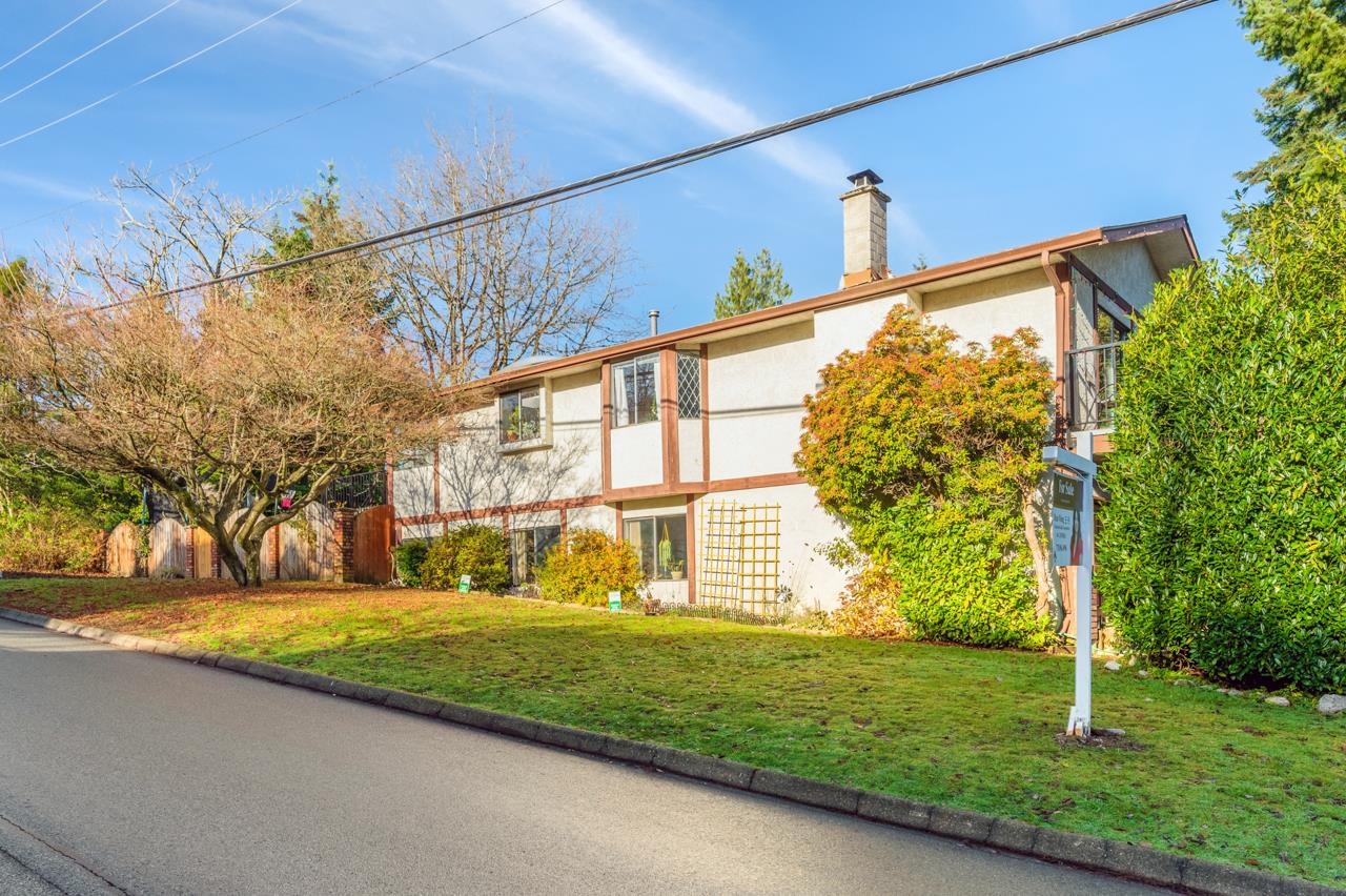 Listing image of 3003 SUNNYHURST ROAD