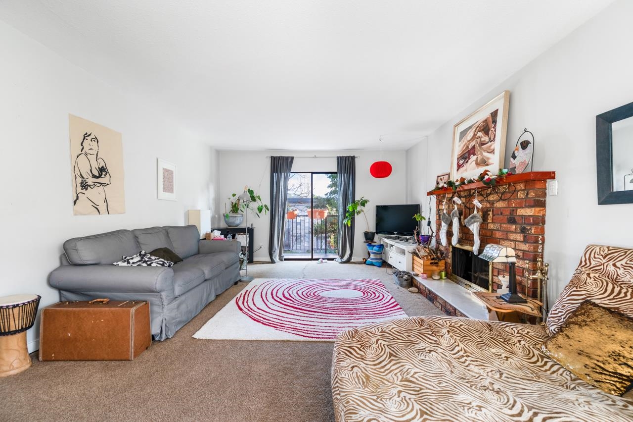 Listing image of 3003 SUNNYHURST ROAD