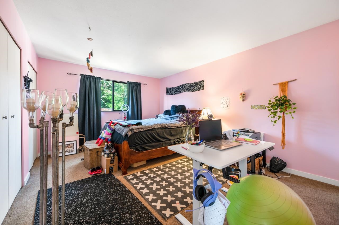 Listing image of 3003 SUNNYHURST ROAD