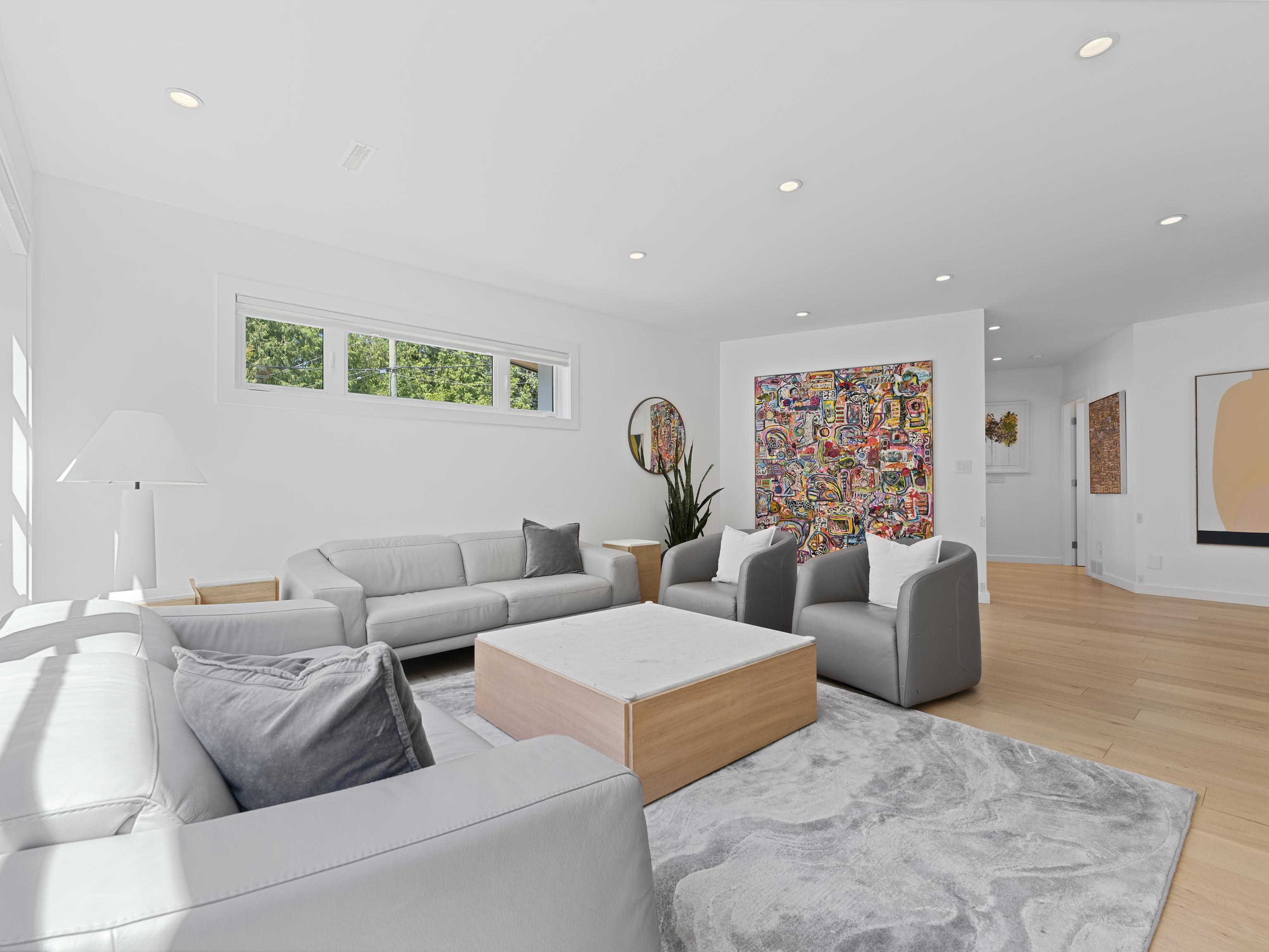 Listing image of 3404 AYR AVENUE