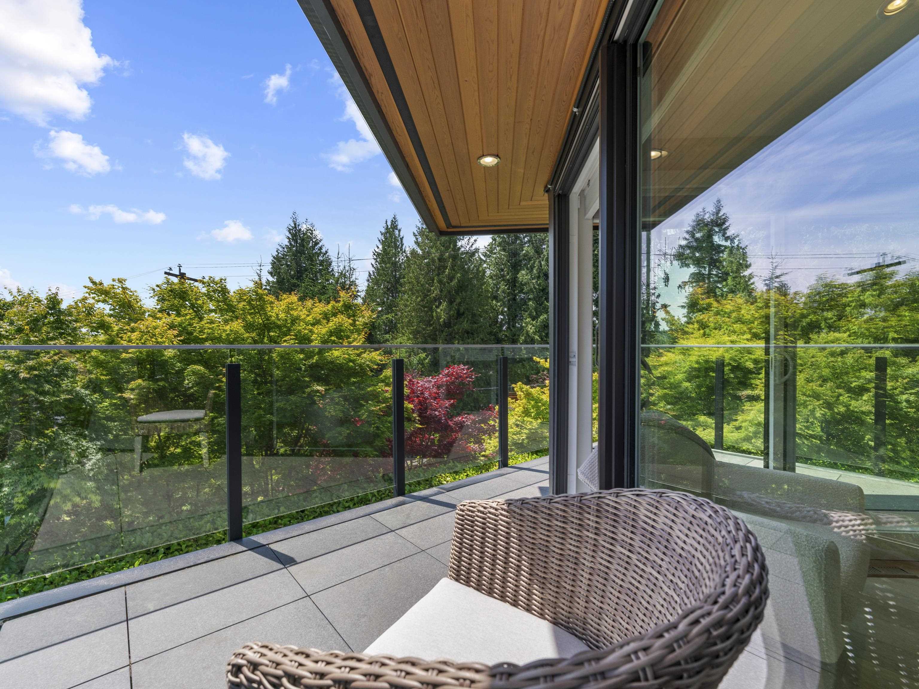 Listing image of 3404 AYR AVENUE