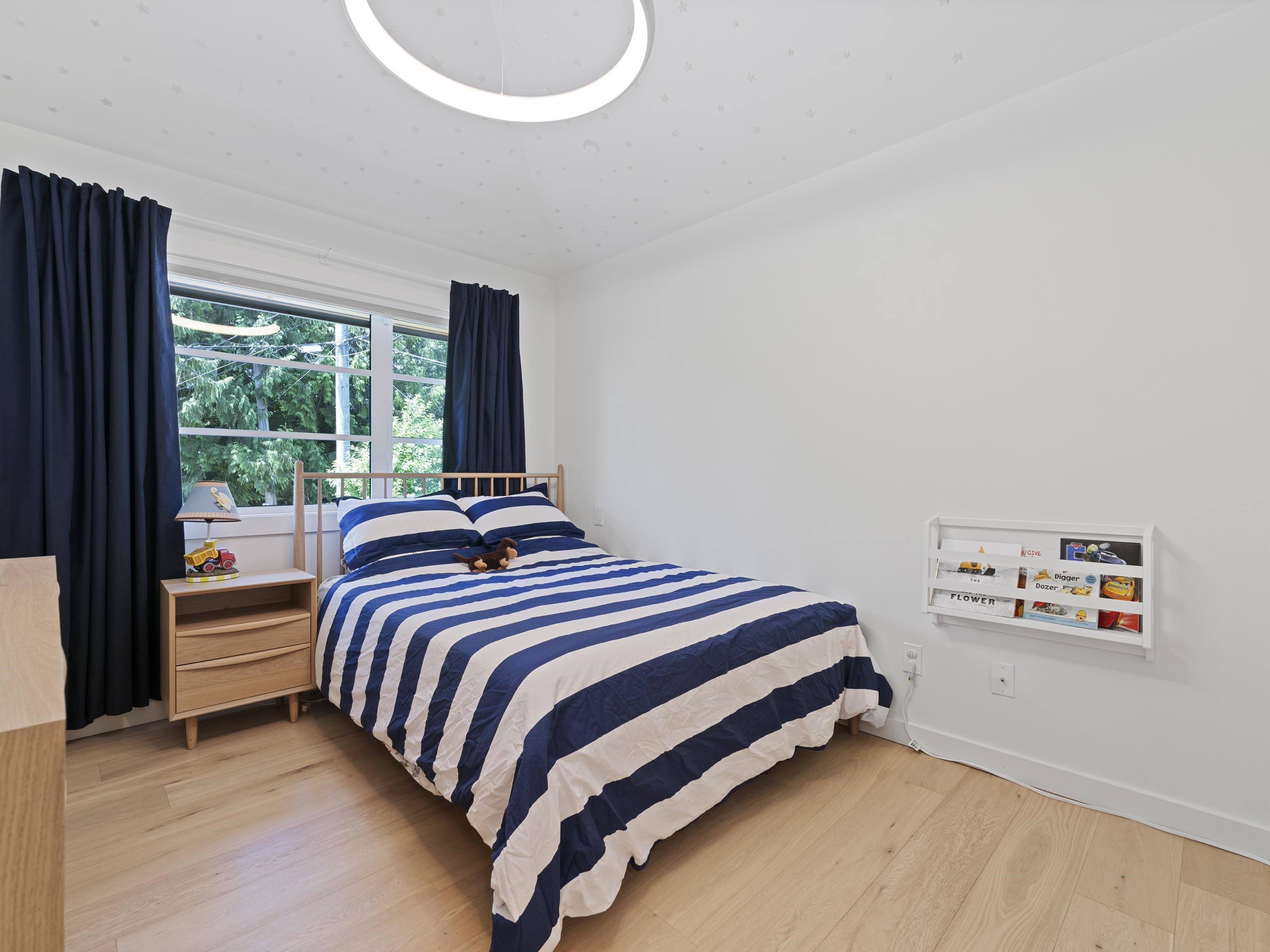 Listing image of 3404 AYR AVENUE