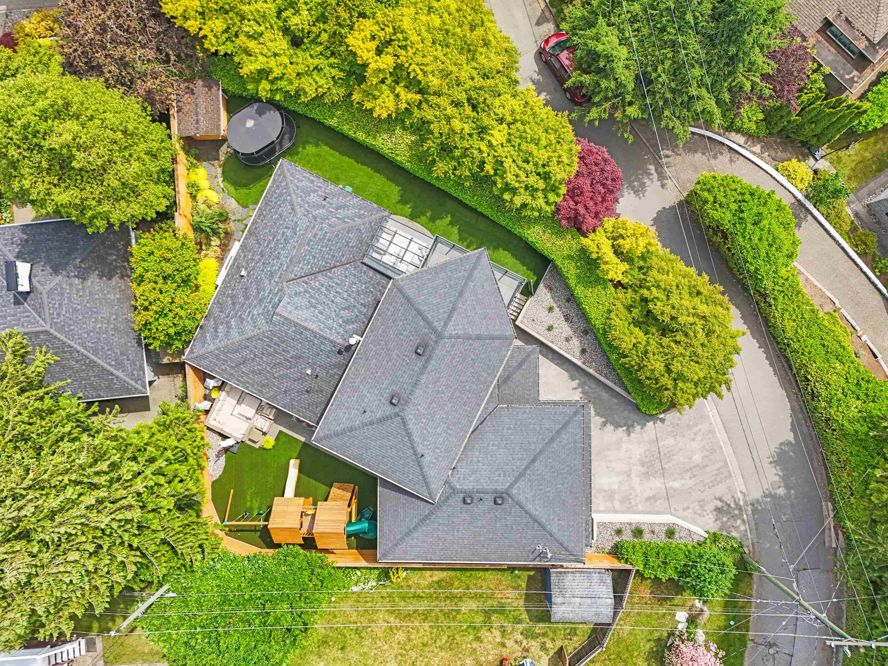 Listing image of 3404 AYR AVENUE