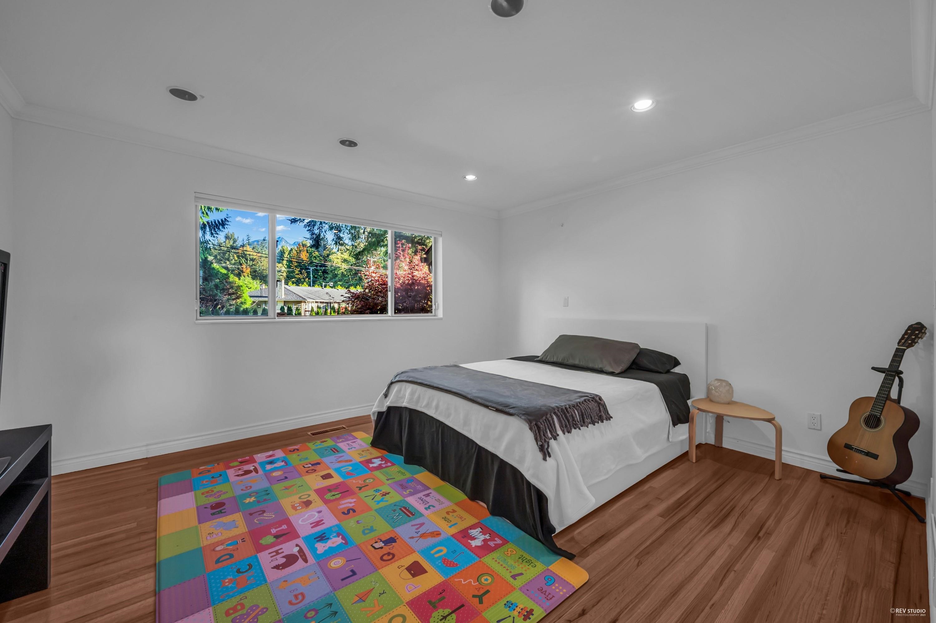 Listing image of 310 MACBETH CRESCENT
