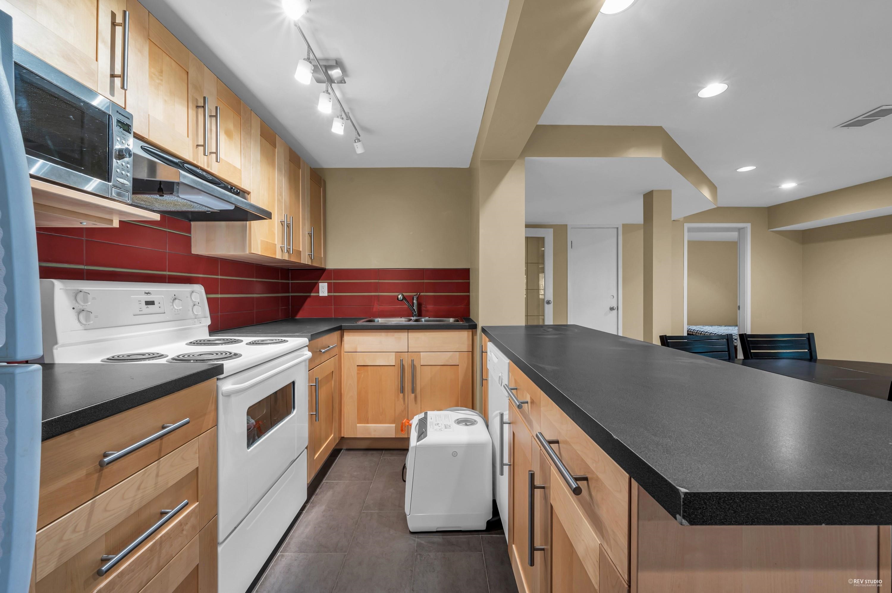 Listing image of 310 MACBETH CRESCENT