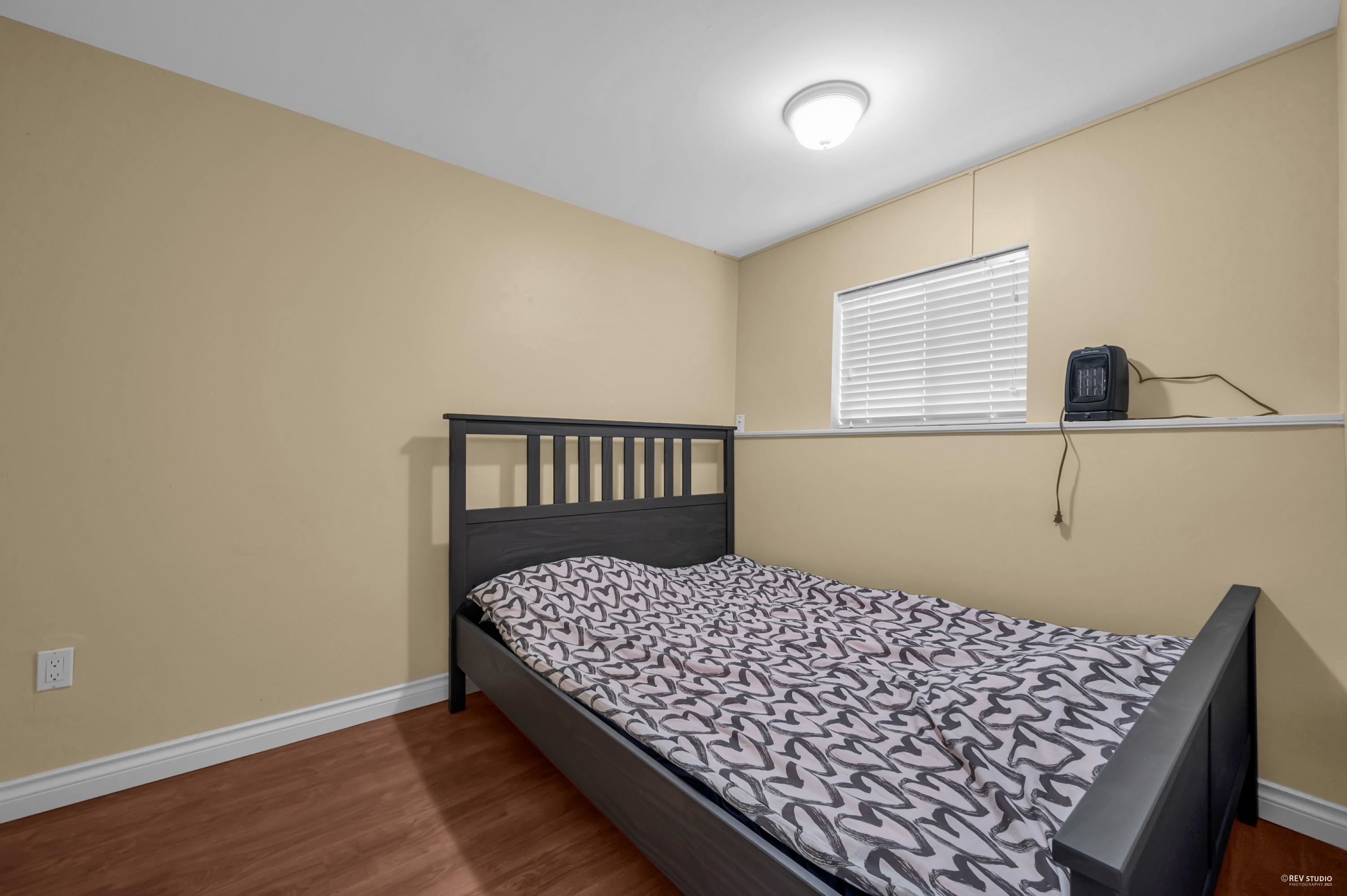 Listing image of 310 MACBETH CRESCENT