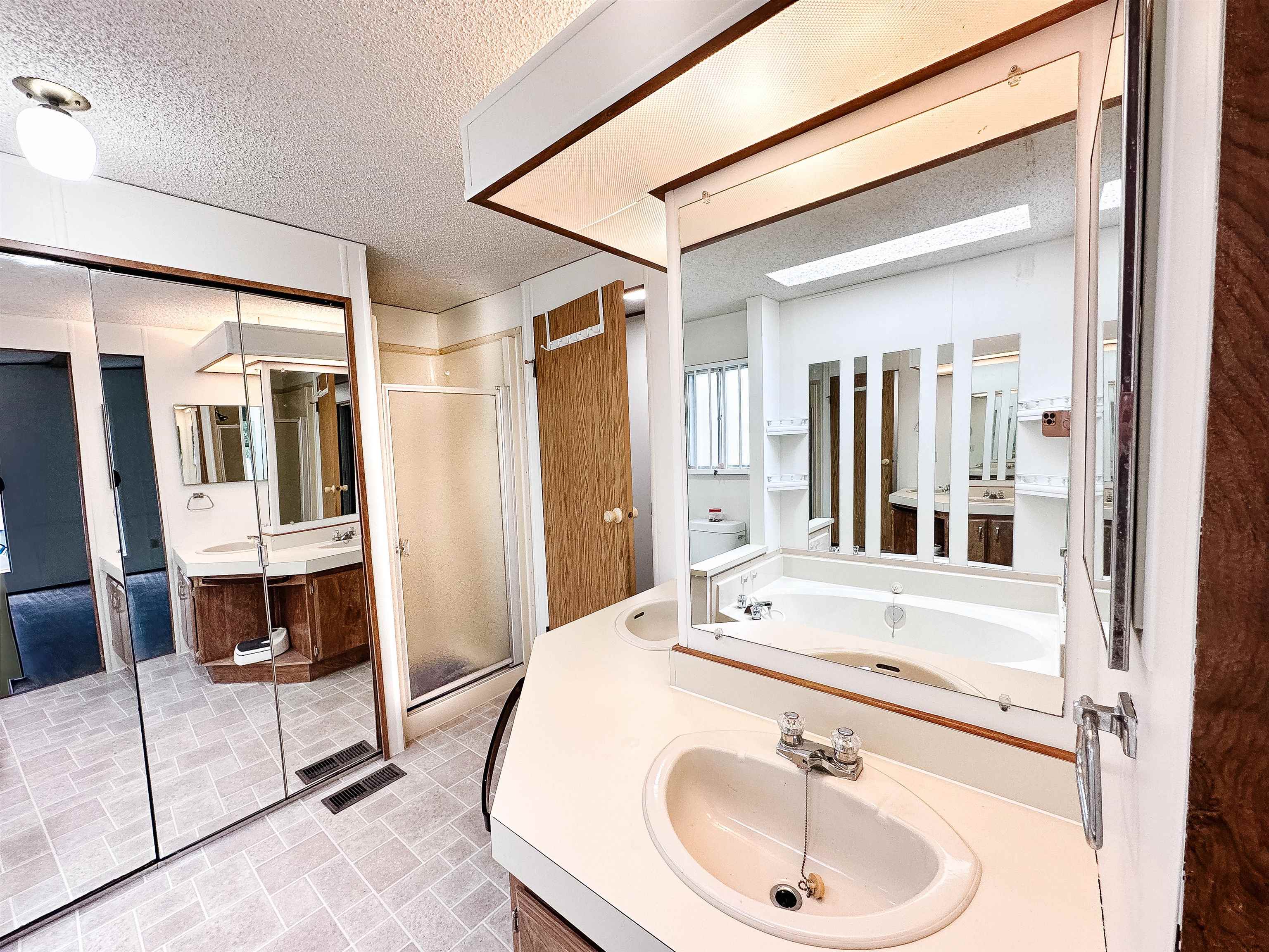 Listing image of 506 RAINDANCE COURT