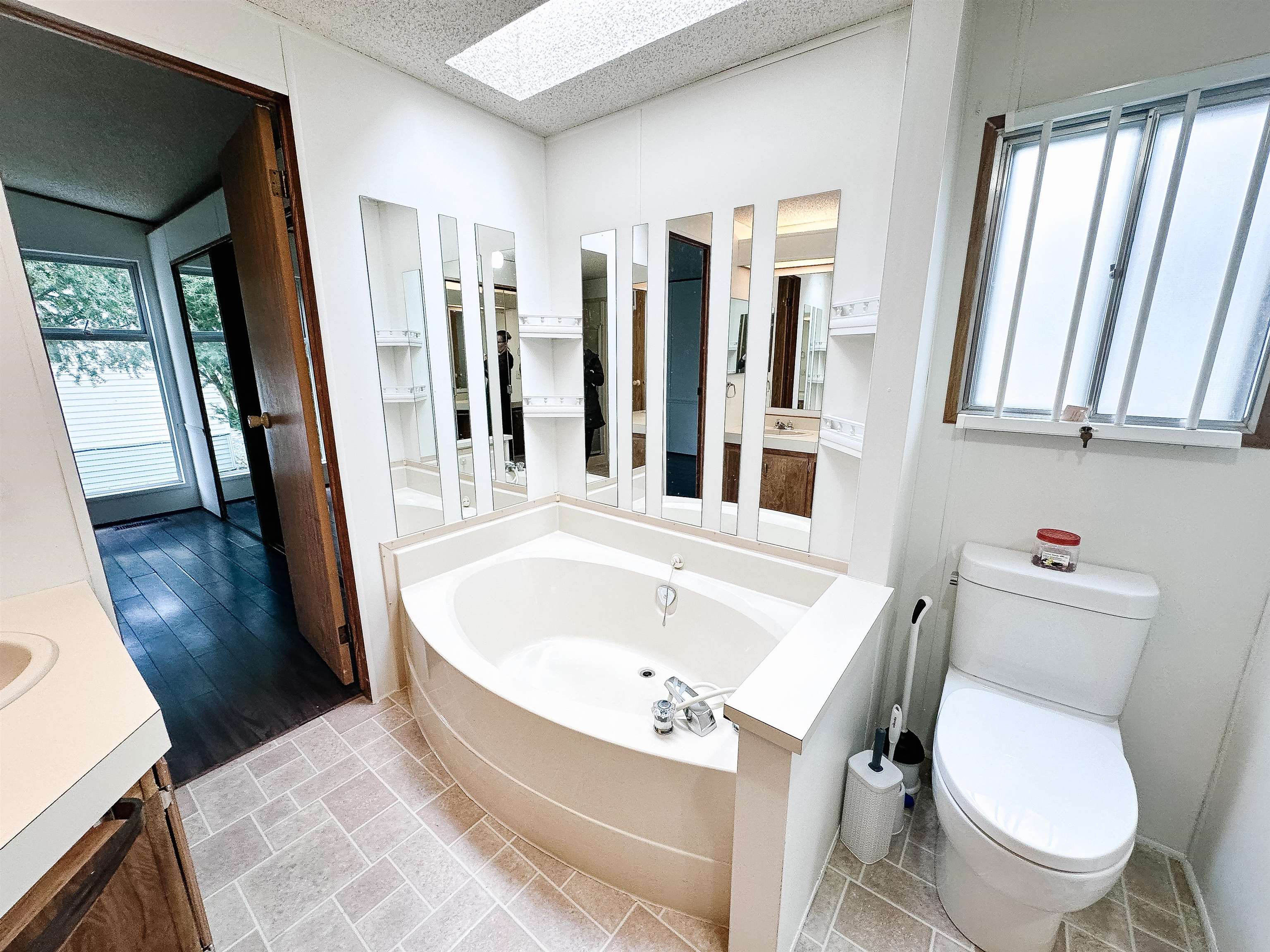Listing image of 506 RAINDANCE COURT