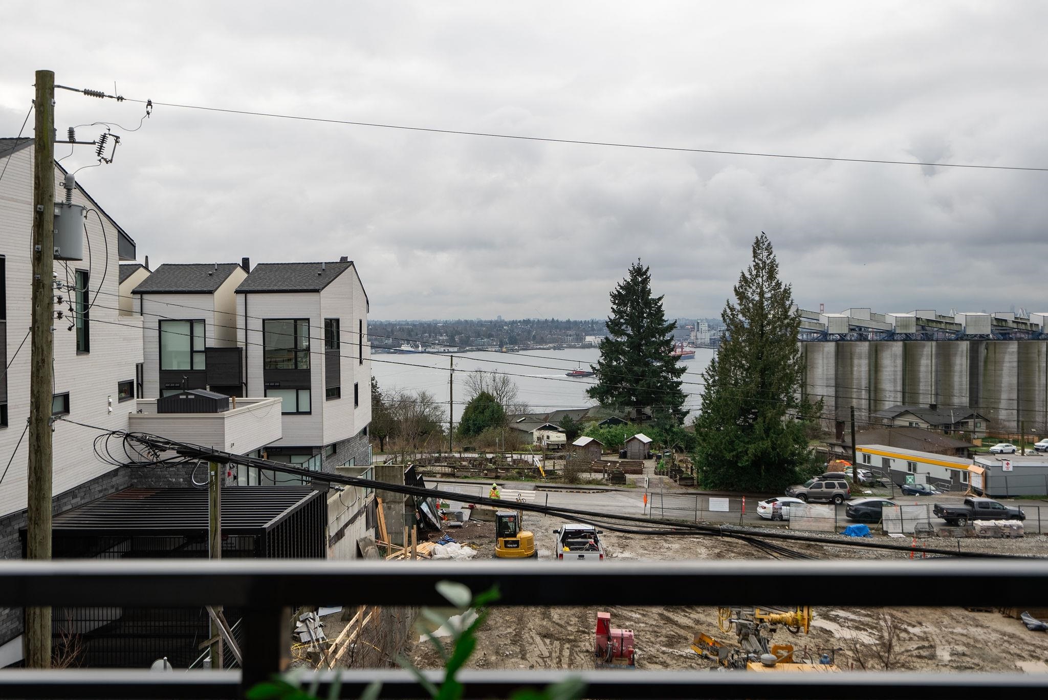 Listing image of 204 625 E 3RD STREET