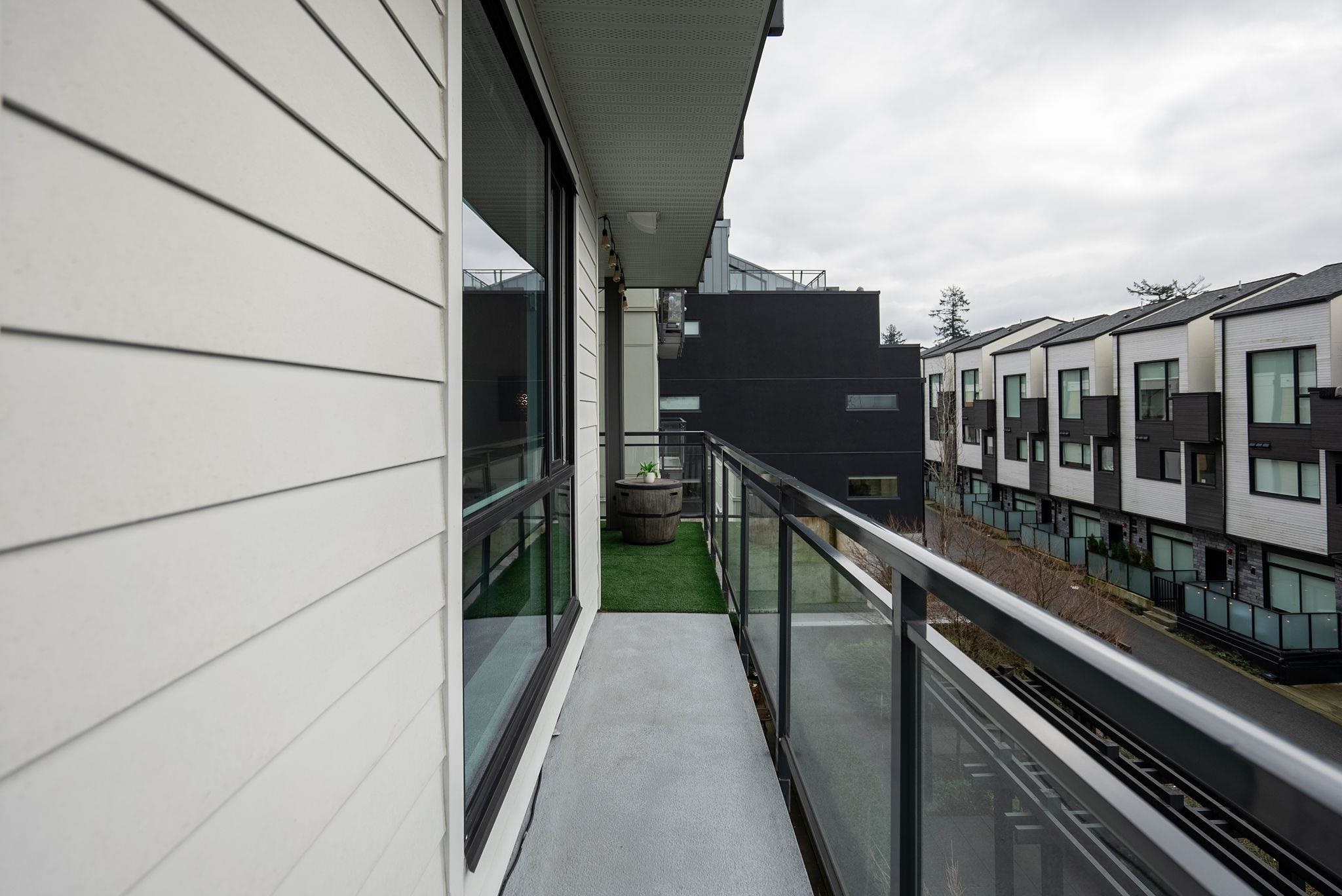 Listing image of 204 625 E 3RD STREET