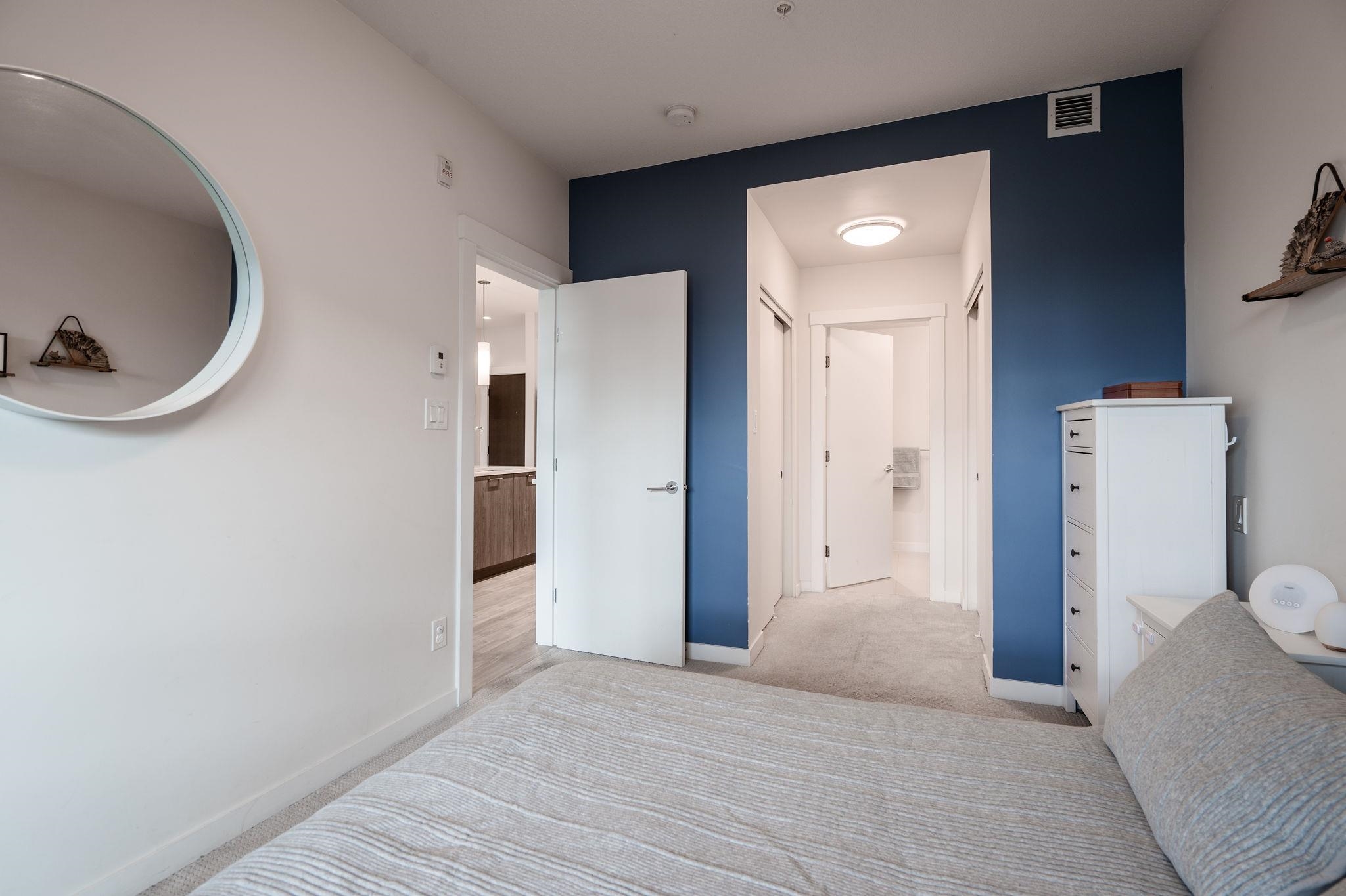 Listing image of 204 625 E 3RD STREET