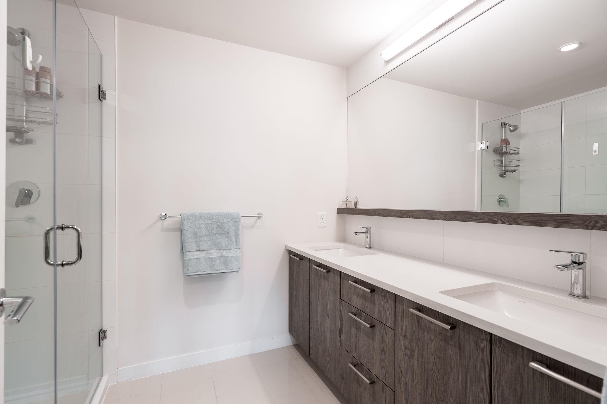 Listing image of 204 625 E 3RD STREET
