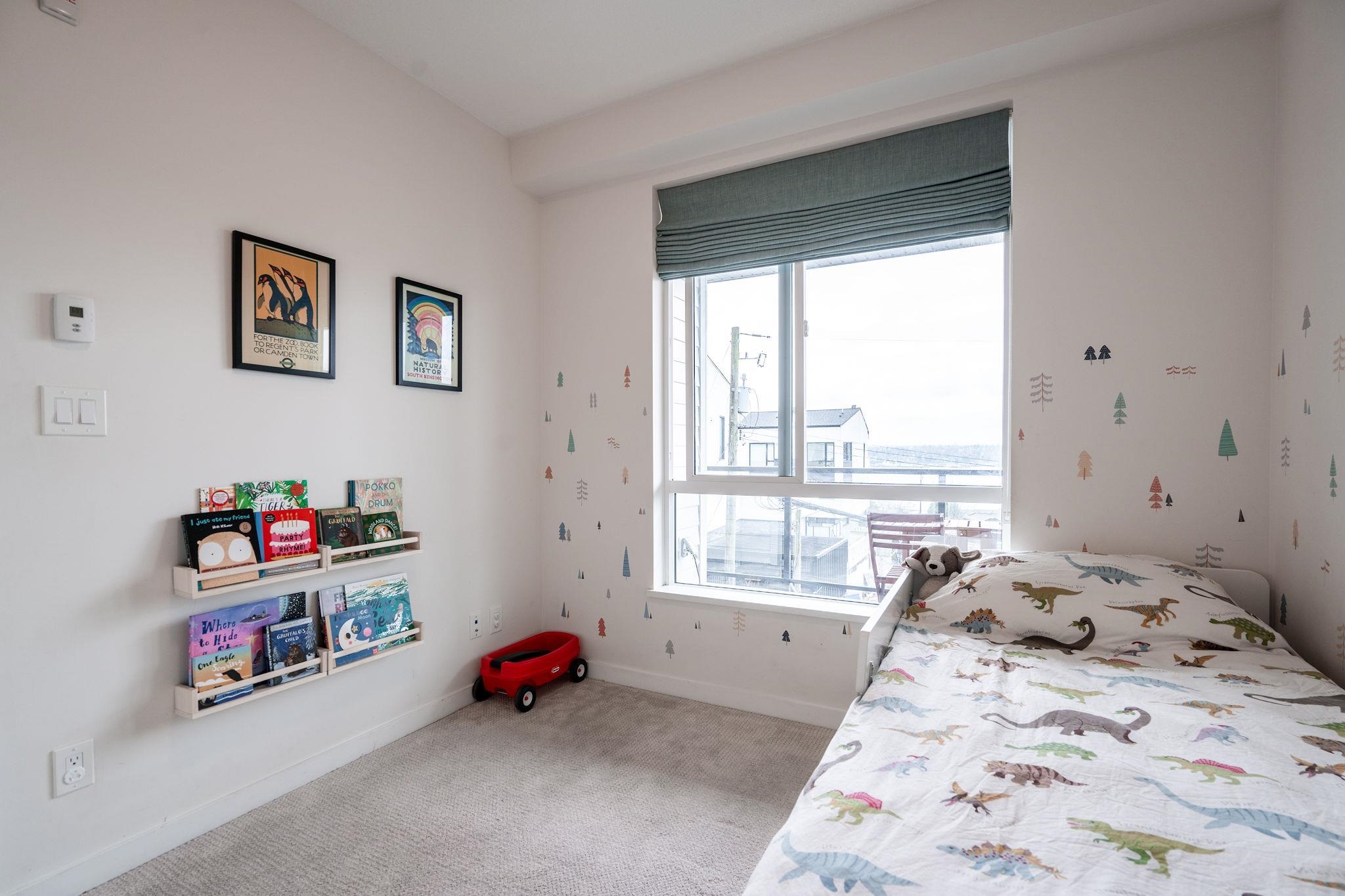 Listing image of 204 625 E 3RD STREET