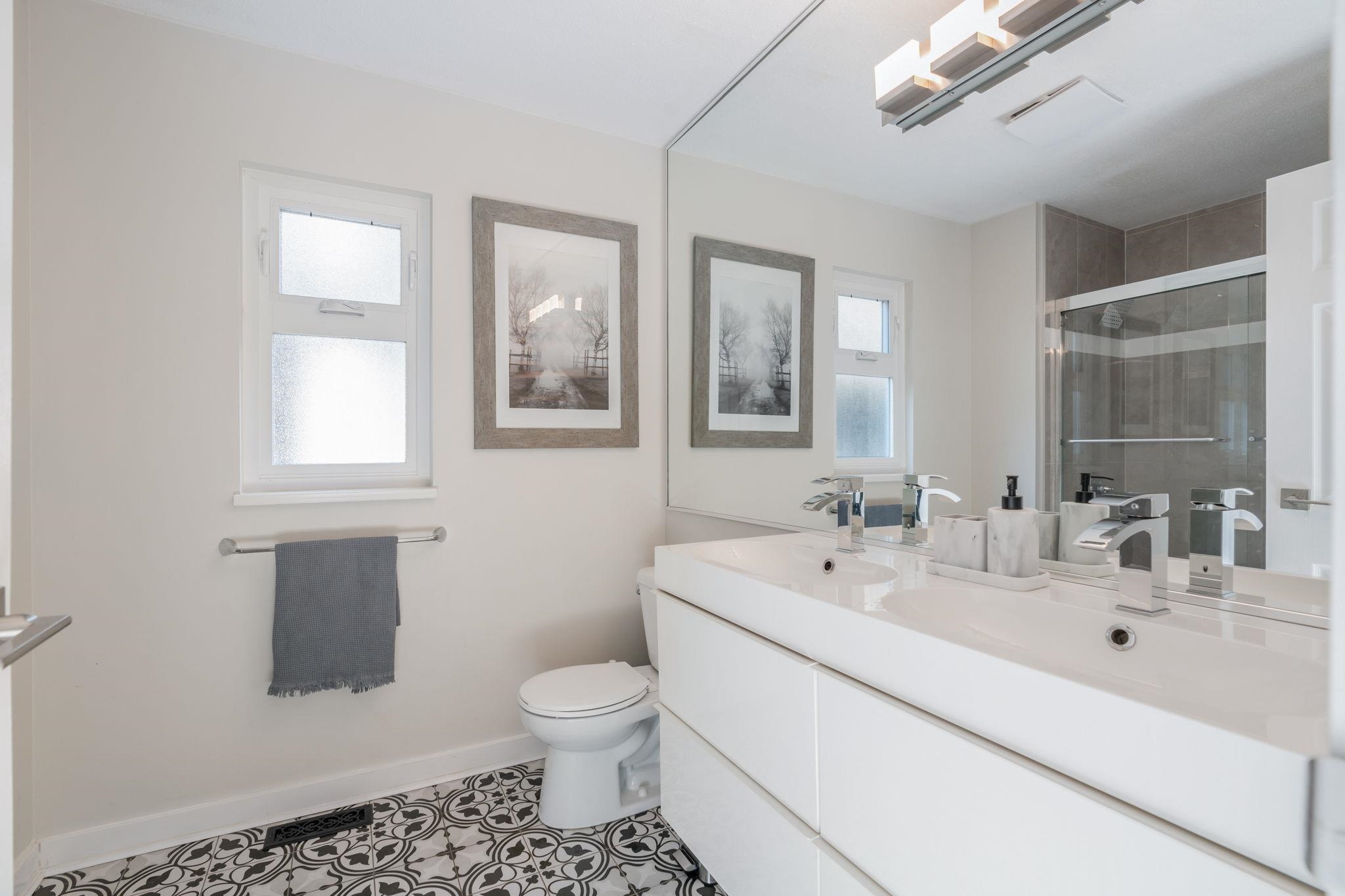 Listing image of 625 SEYMOUR COURT