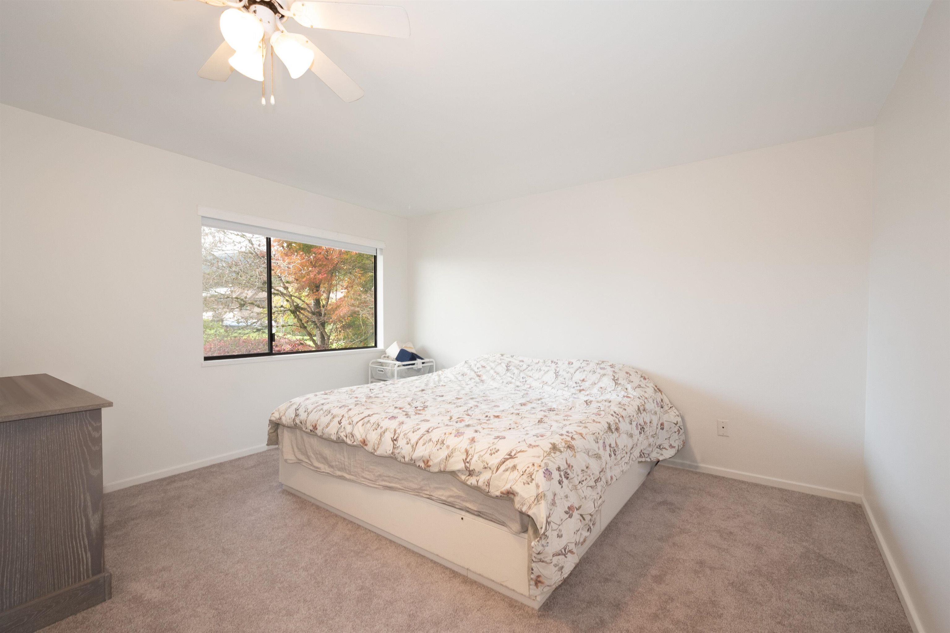 Listing image of 2364 MARINE DRIVE