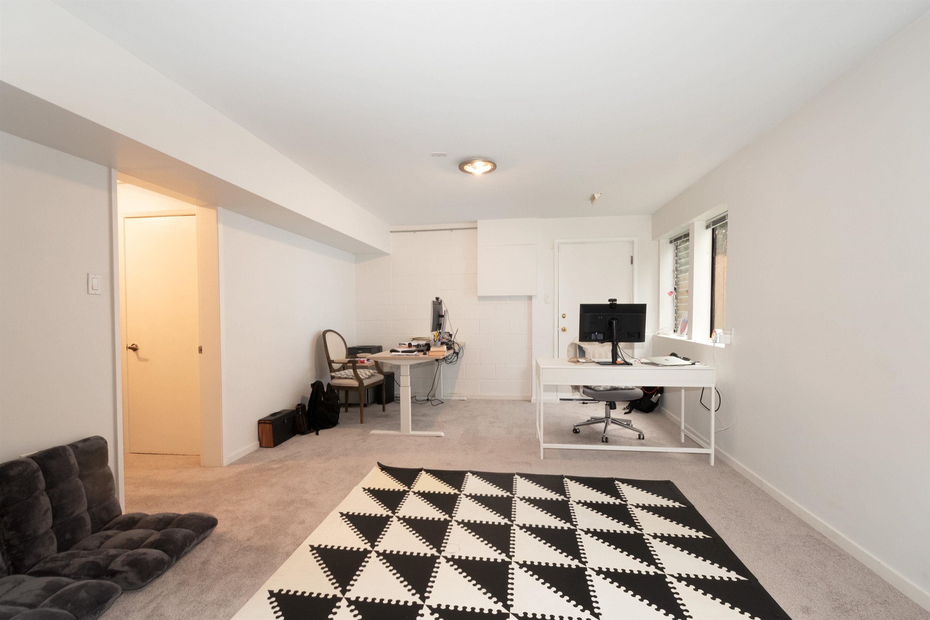 Listing image of 2364 MARINE DRIVE