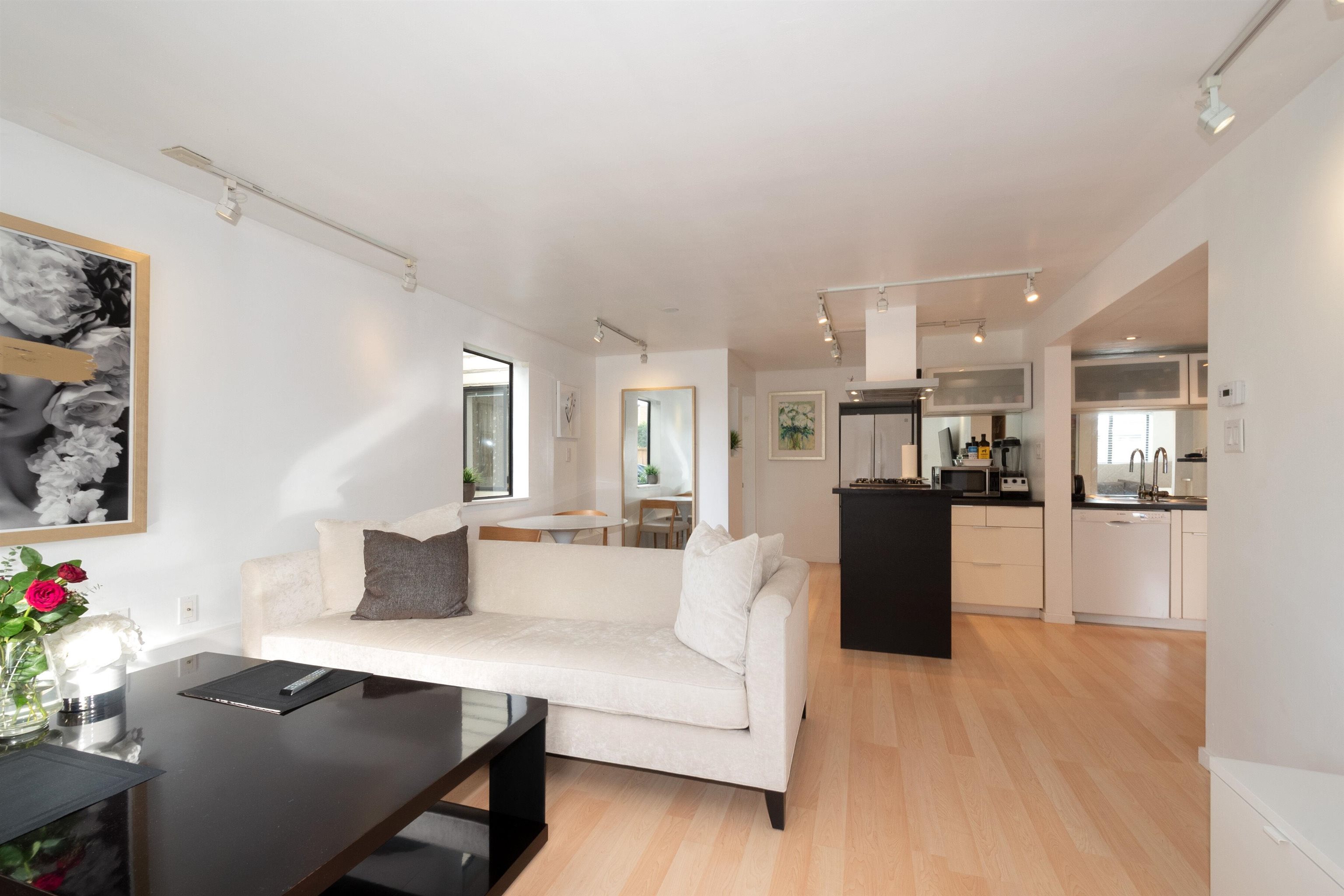 Listing image of 2364 MARINE DRIVE