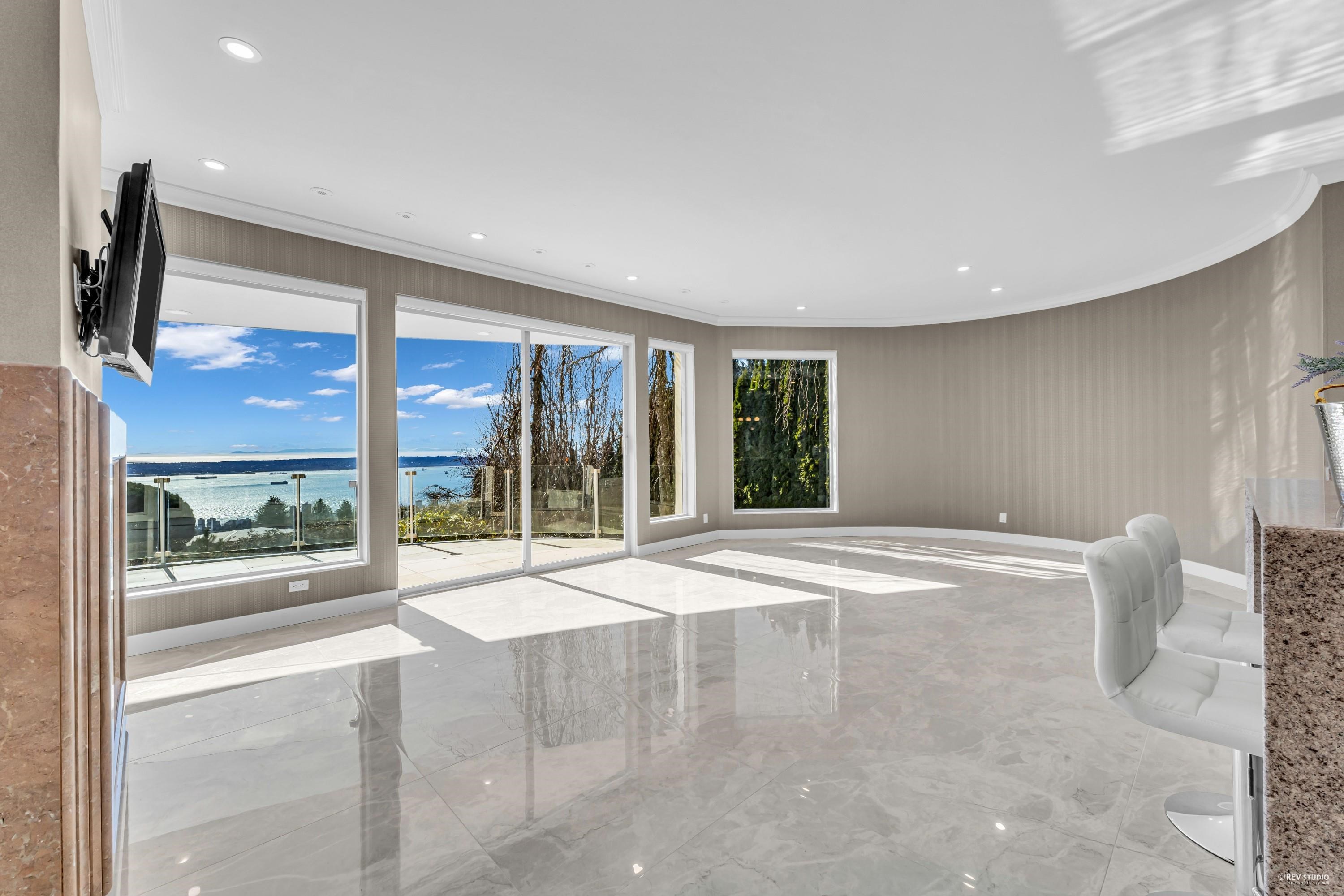 Listing image of 1407 BRAMWELL ROAD