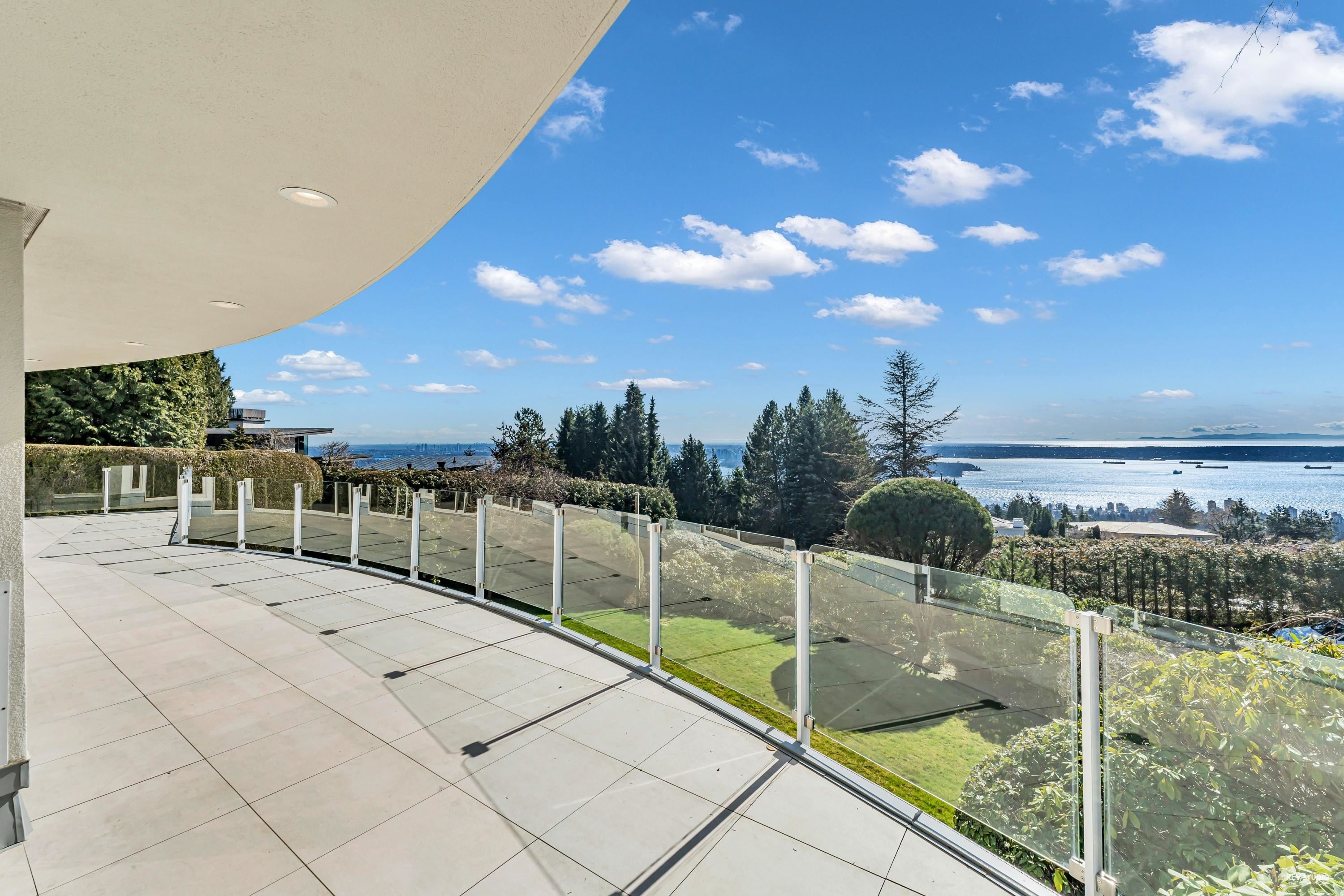 Listing image of 1407 BRAMWELL ROAD
