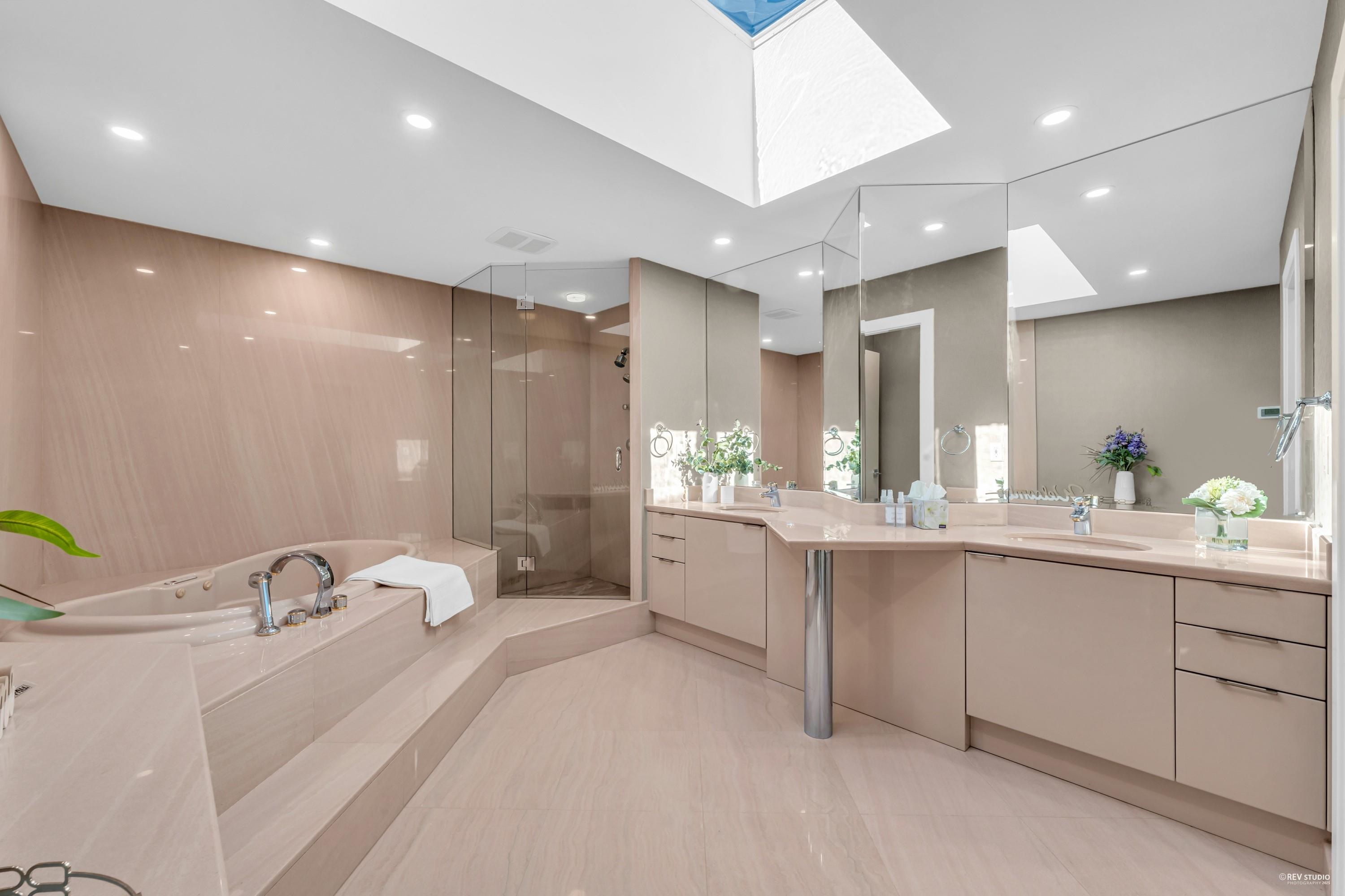 Listing image of 1407 BRAMWELL ROAD