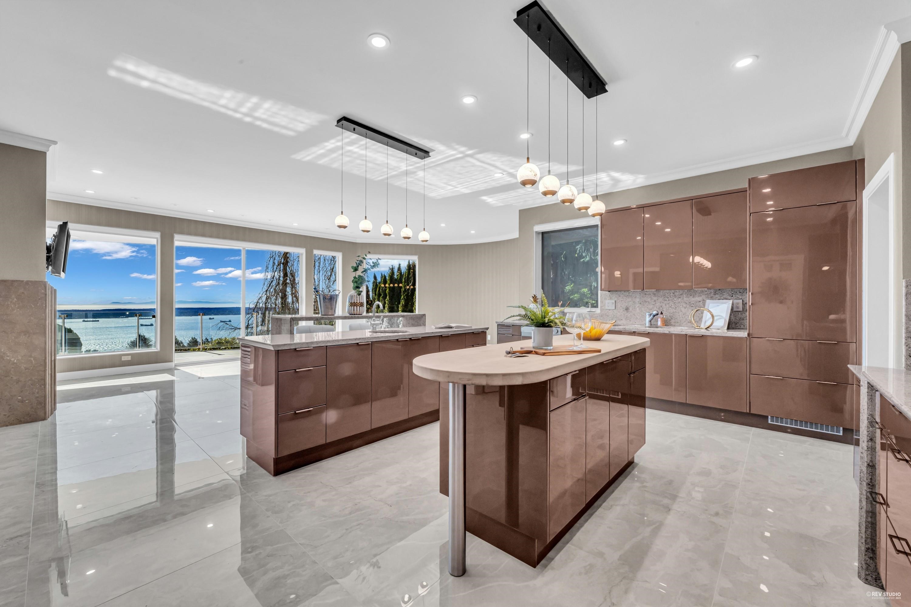 Listing image of 1407 BRAMWELL ROAD