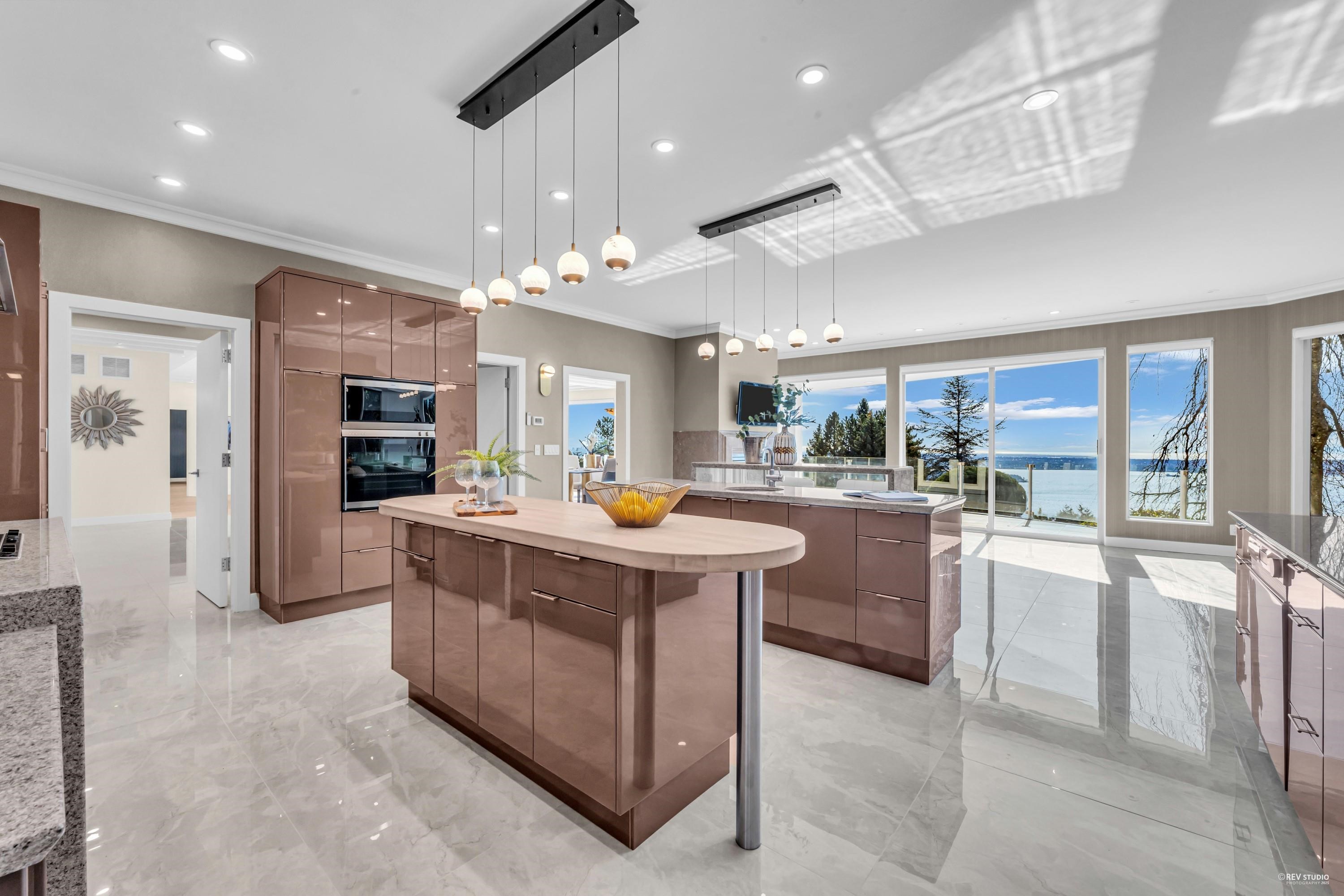Listing image of 1407 BRAMWELL ROAD